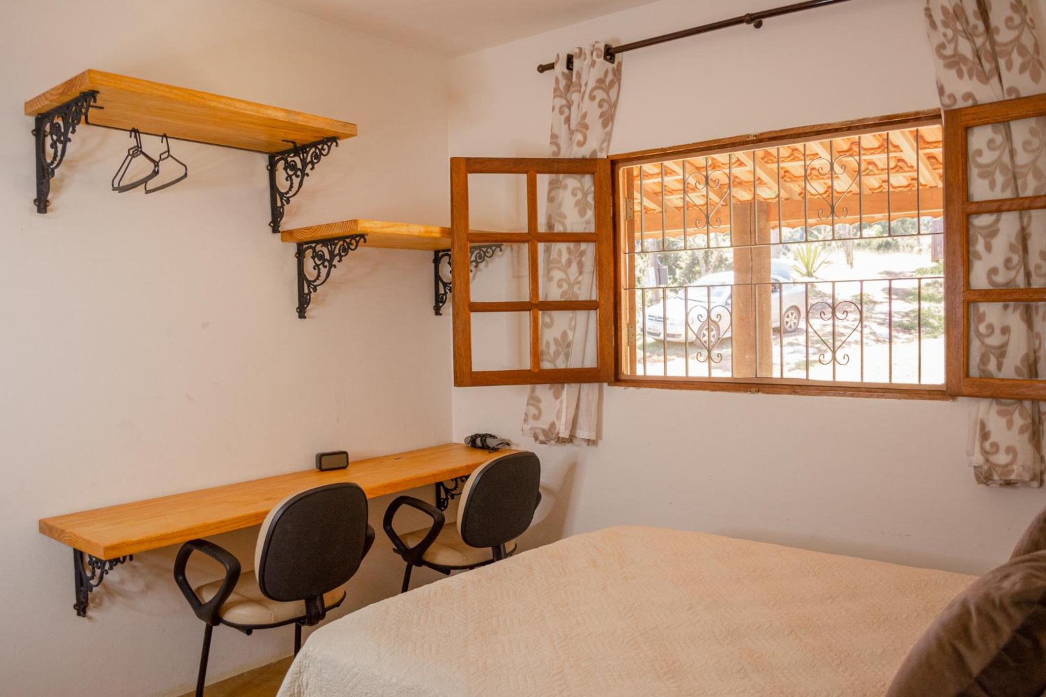 Casa em Bueno Brandão(MG) com Cachoeira Particular