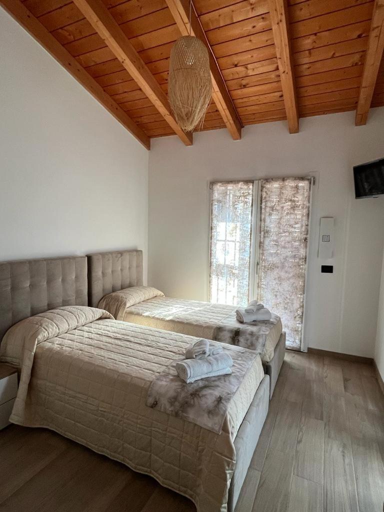 B&B LA VILLA Rozzano - HUMANITAS - FORUM ASSAGO - MILANO FIORI - IEO - MILAN DESIGN WEEK 2026 view 4