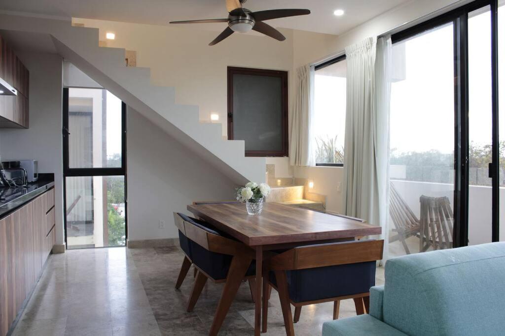 Spacious 3 bed penthouse with rooftop and gym view 5