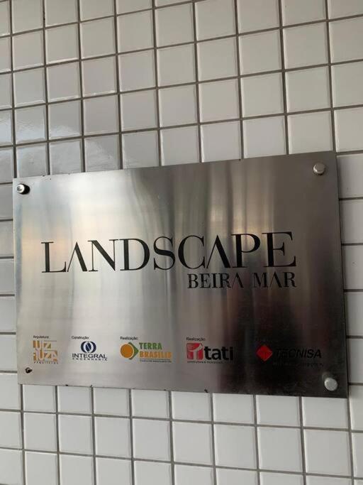 Landscape Platinum - Flat de frente para o Mar