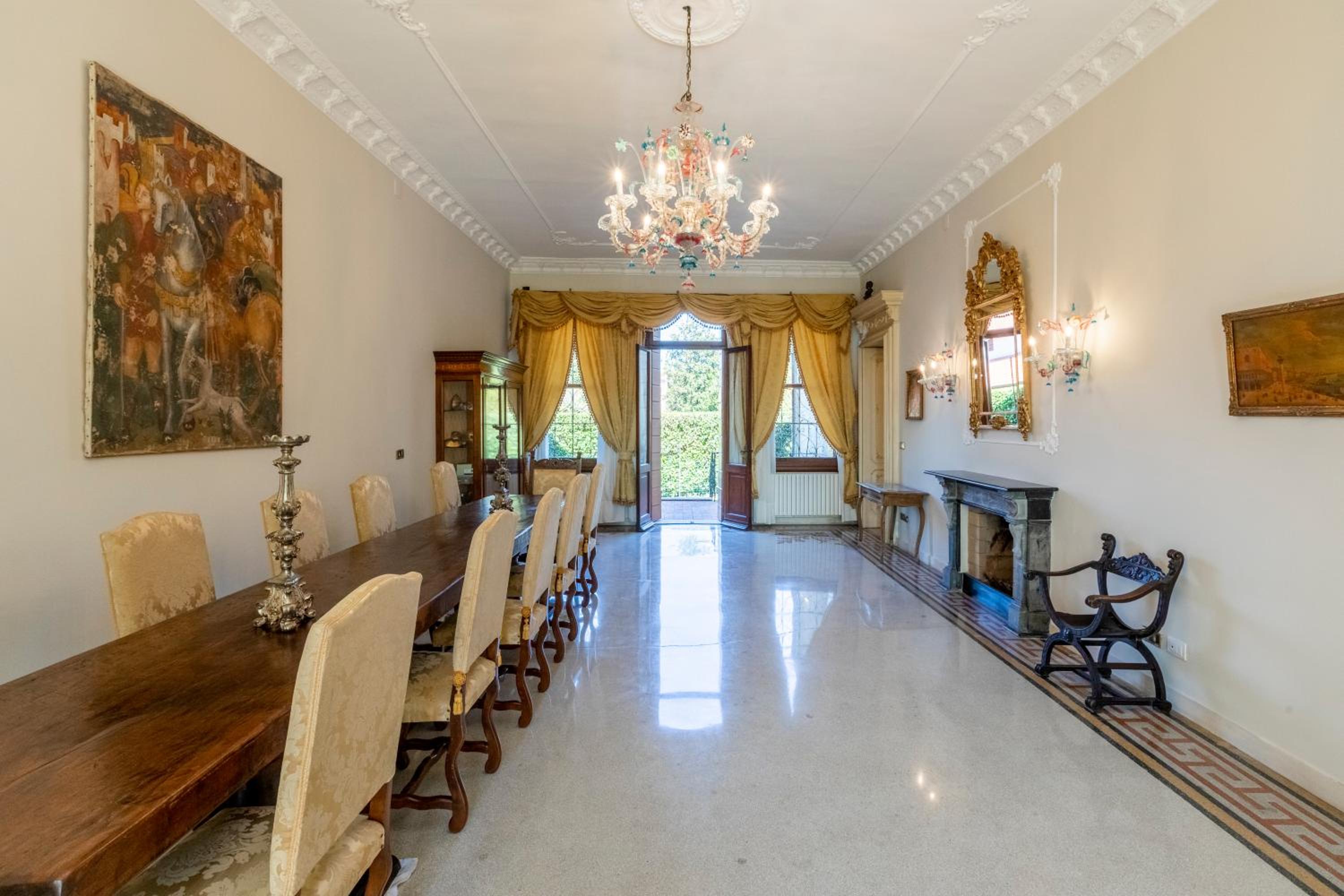 Villa Liberty Venezia - DIMORA STORICA vicino Venezia - Jacuzzi, gardens, parking view 5
