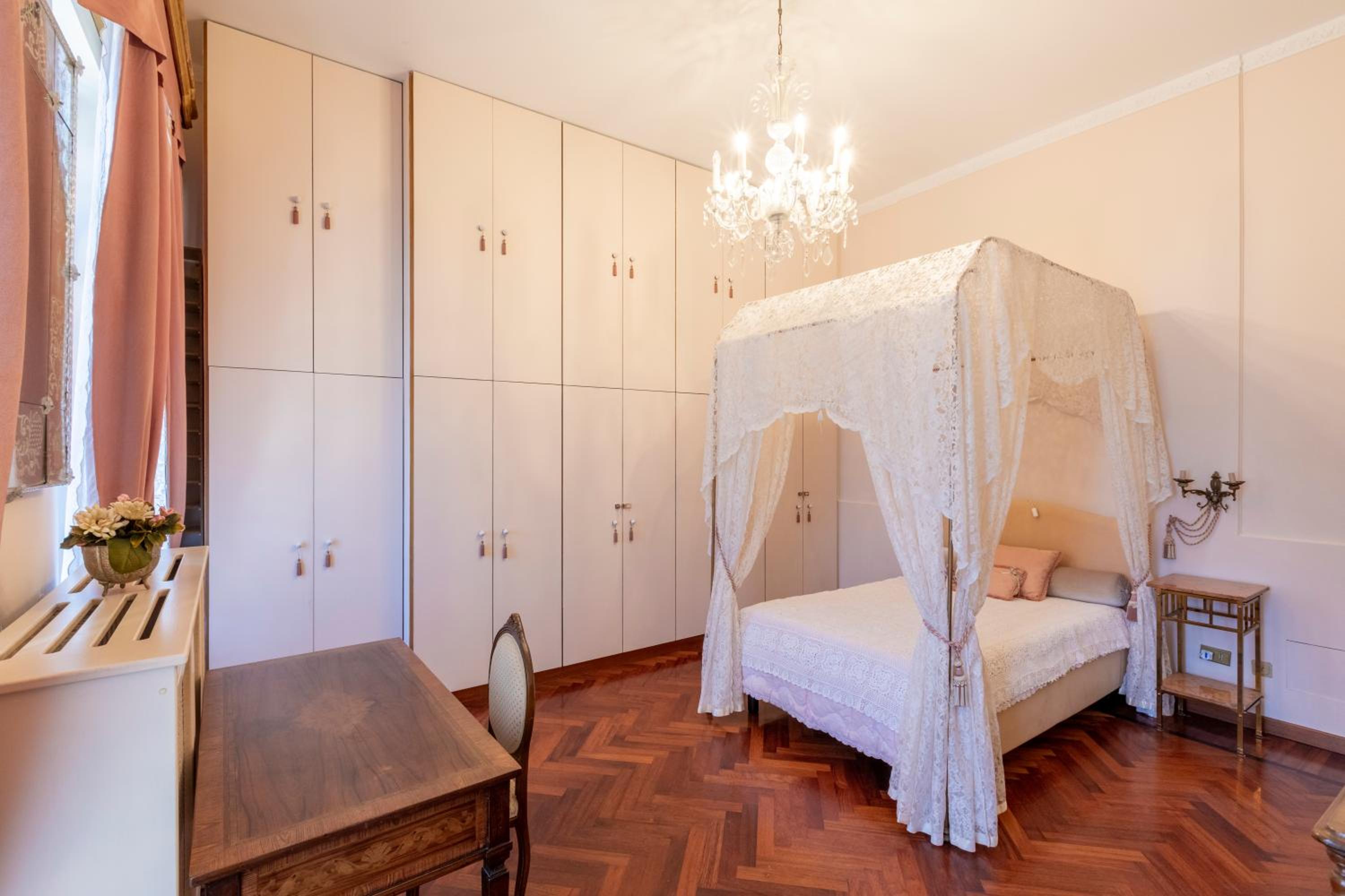 Villa Liberty Venezia - DIMORA STORICA vicino Venezia - Jacuzzi, gardens, parking view 2