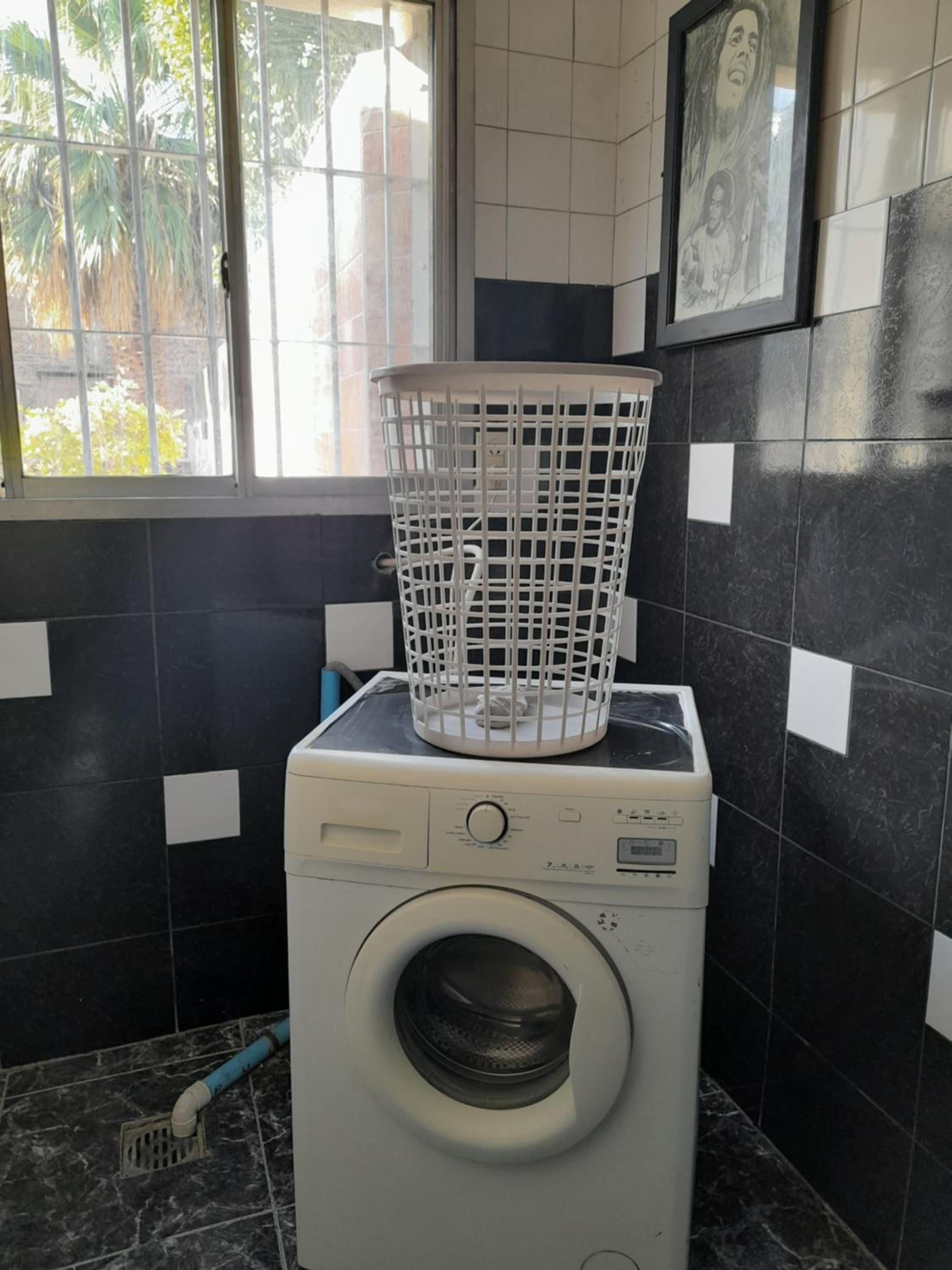 Casa con piscina y parrillero