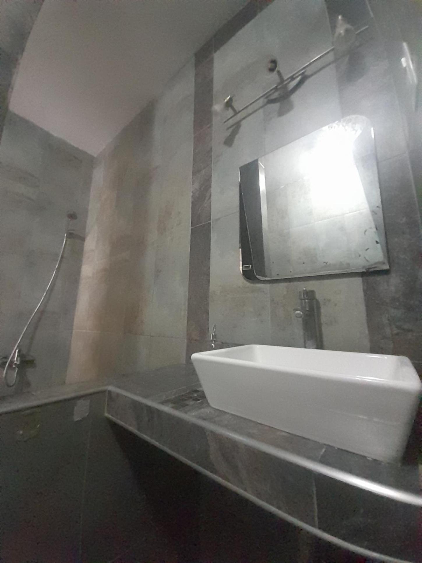 Casa con piscina y parrillero
