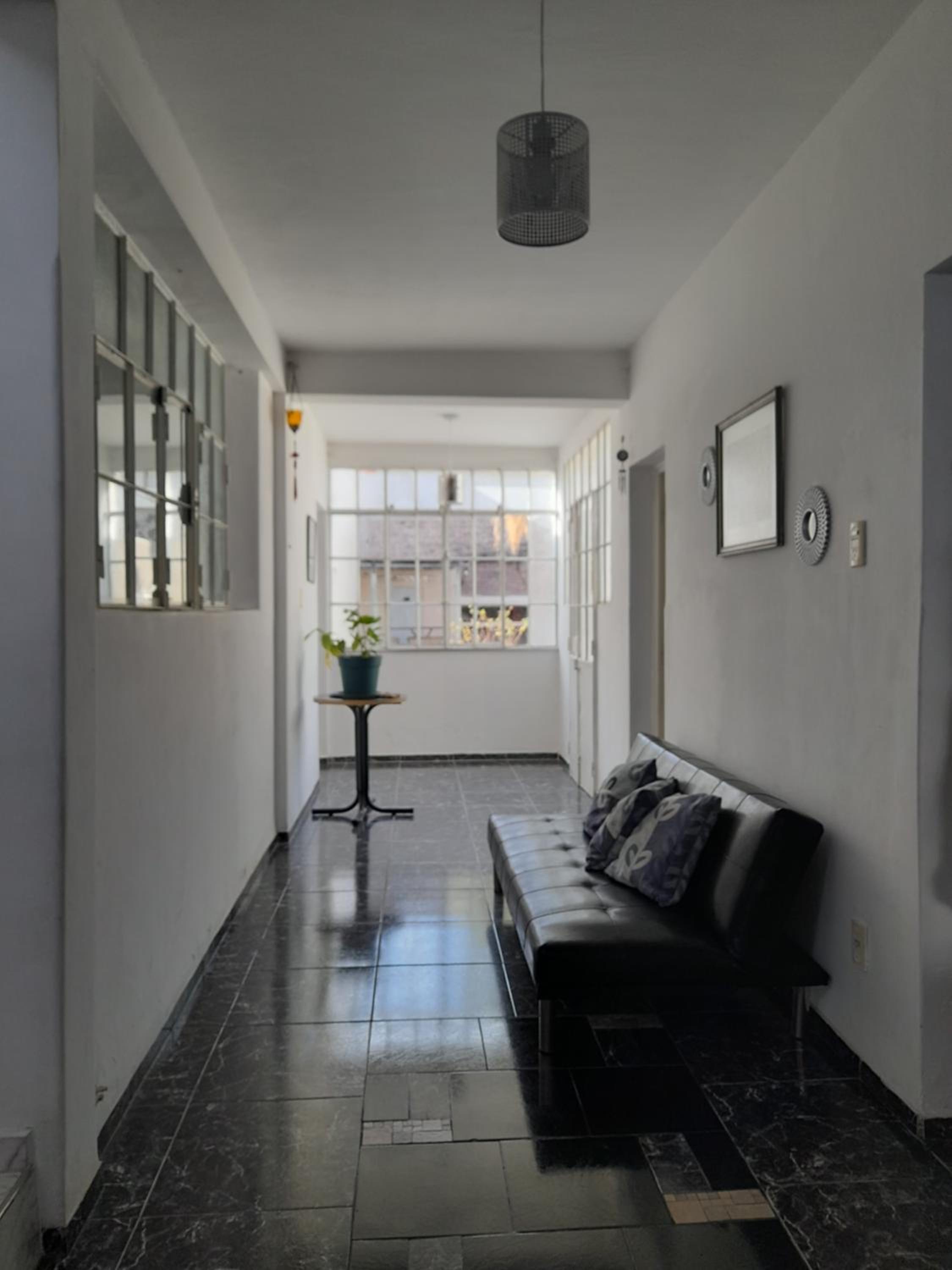 Casa con piscina y parrillero