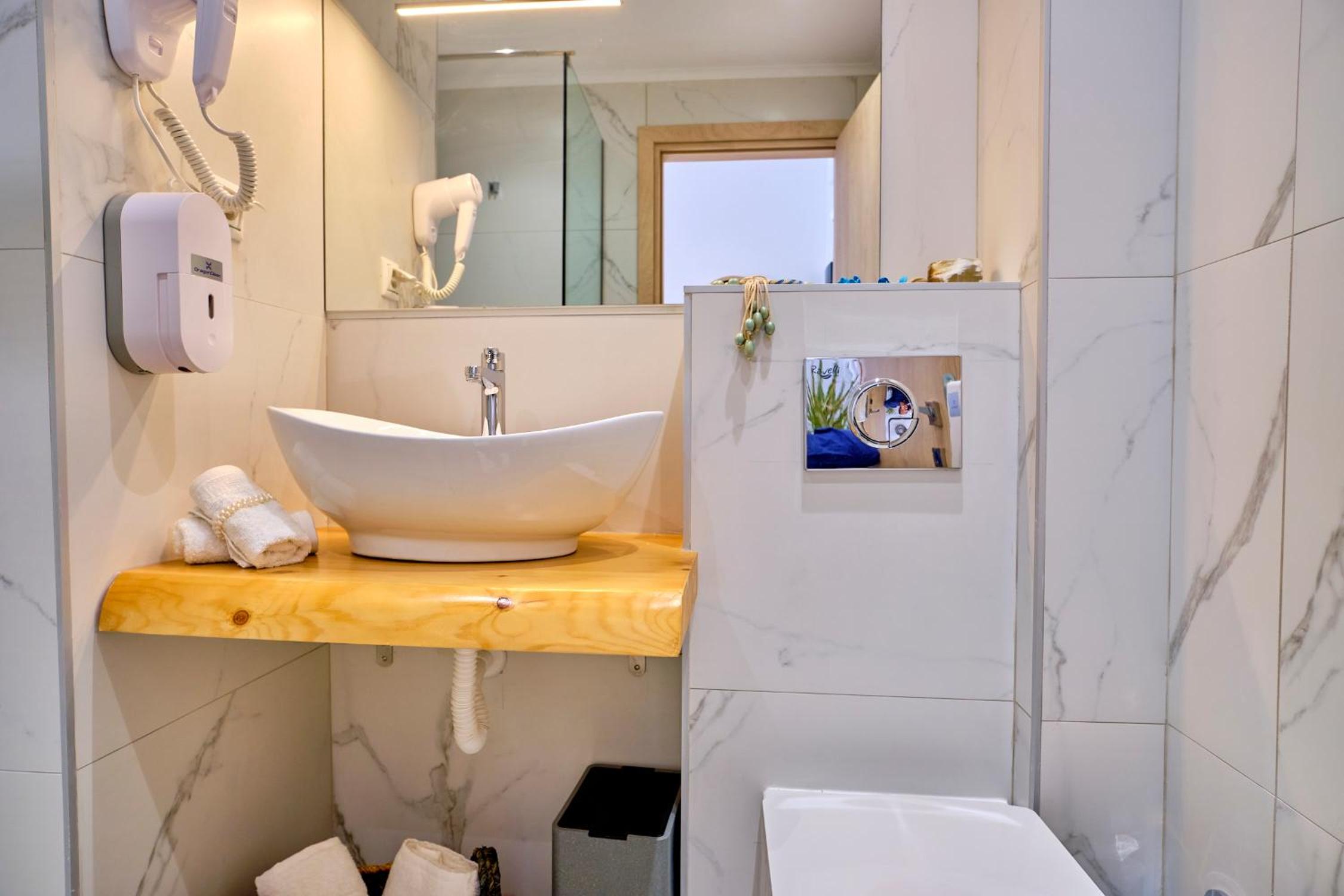 Sunflower Suites Gouvia Corfu
