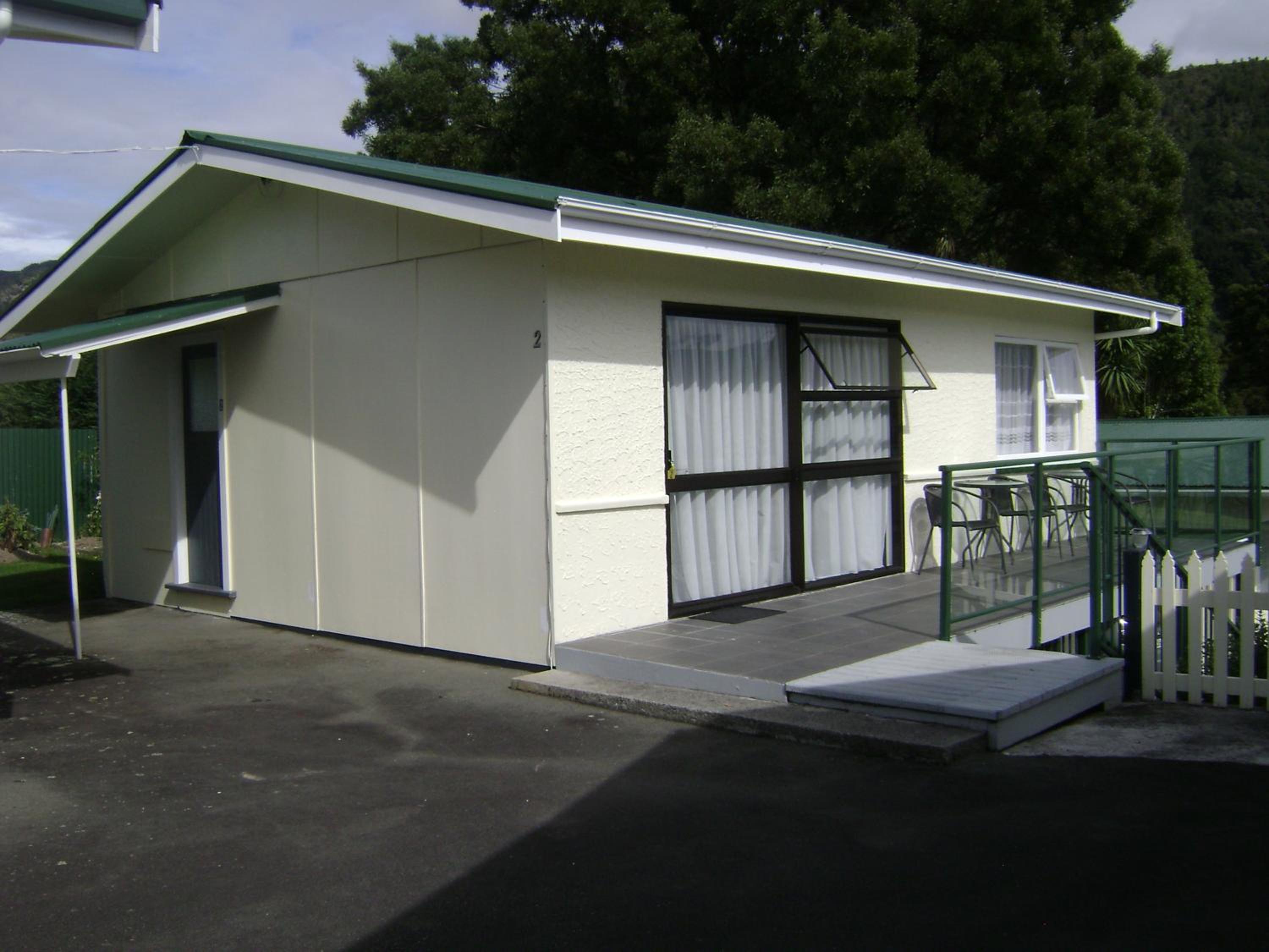 Photo 11