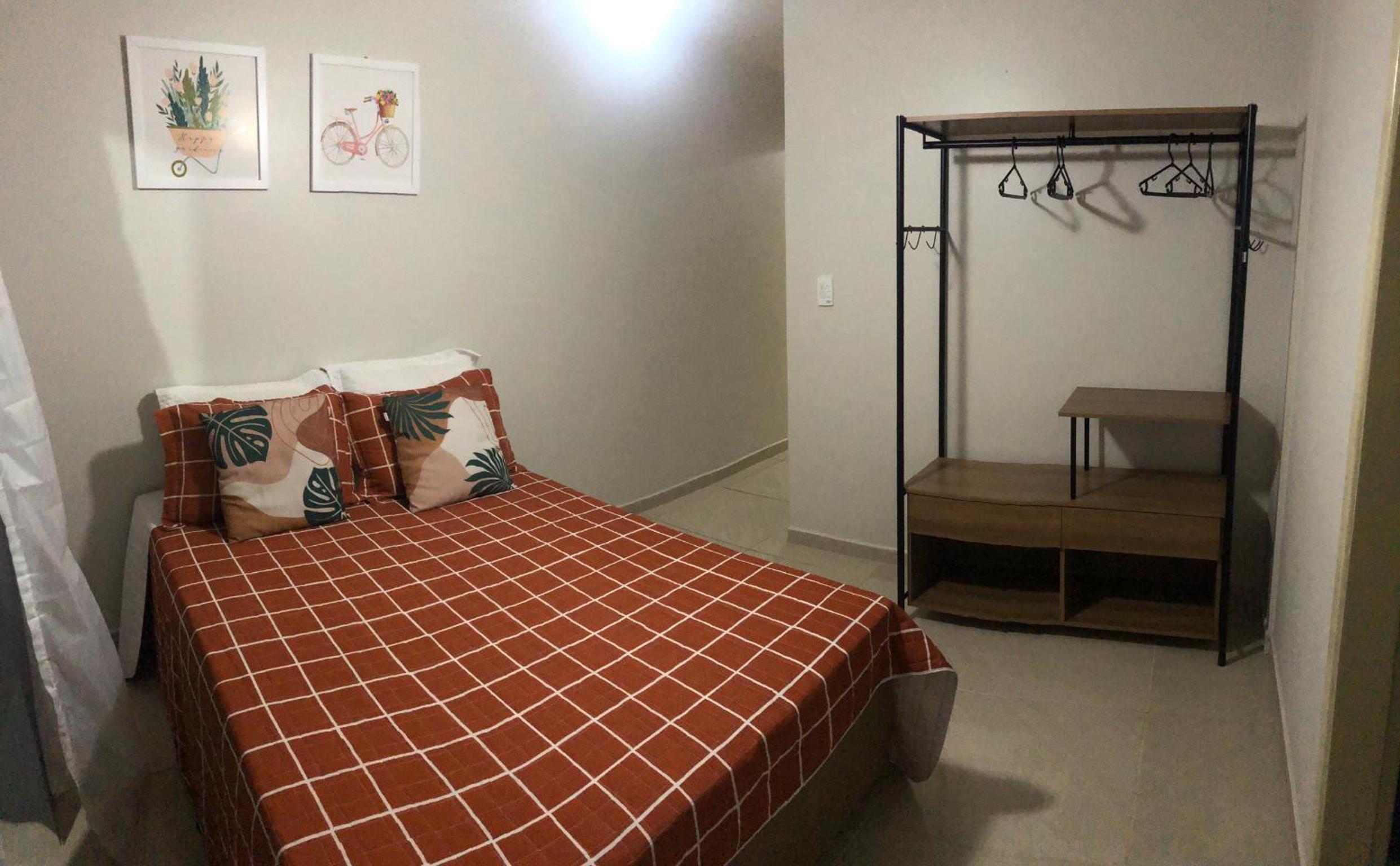 A Passos da Areia Apartamento 2 Quartos no Coração da Badalada Praia do Morro - WiFi Fibra