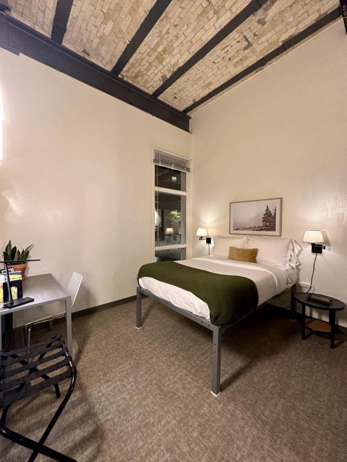 Flexhome Brewery District 1BR Apt EL14 view 5