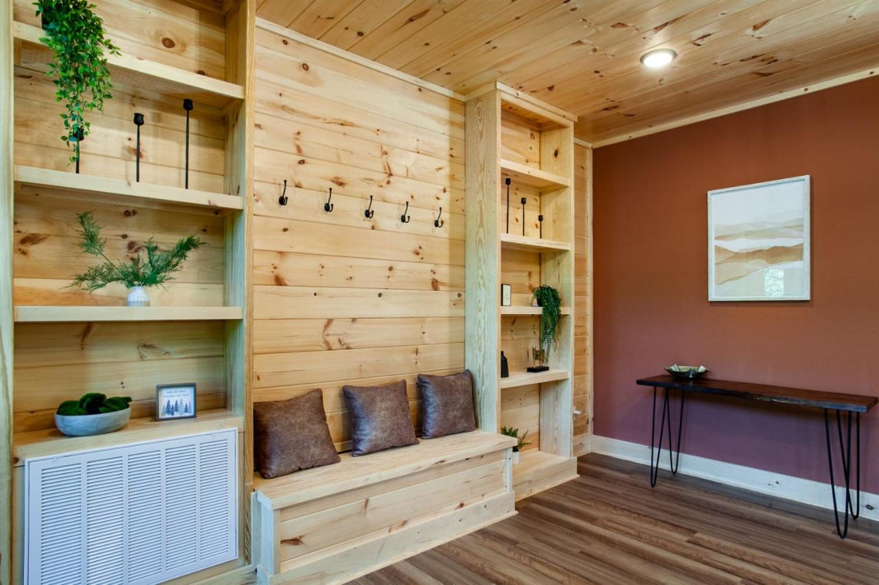 The Sundrop Hot Tub Game Room Community Pools