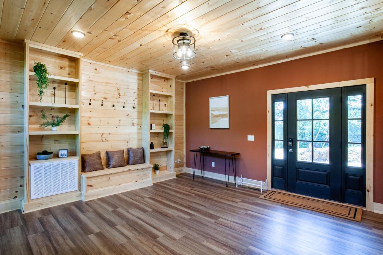 The Sundrop Hot Tub Game Room Community Pools