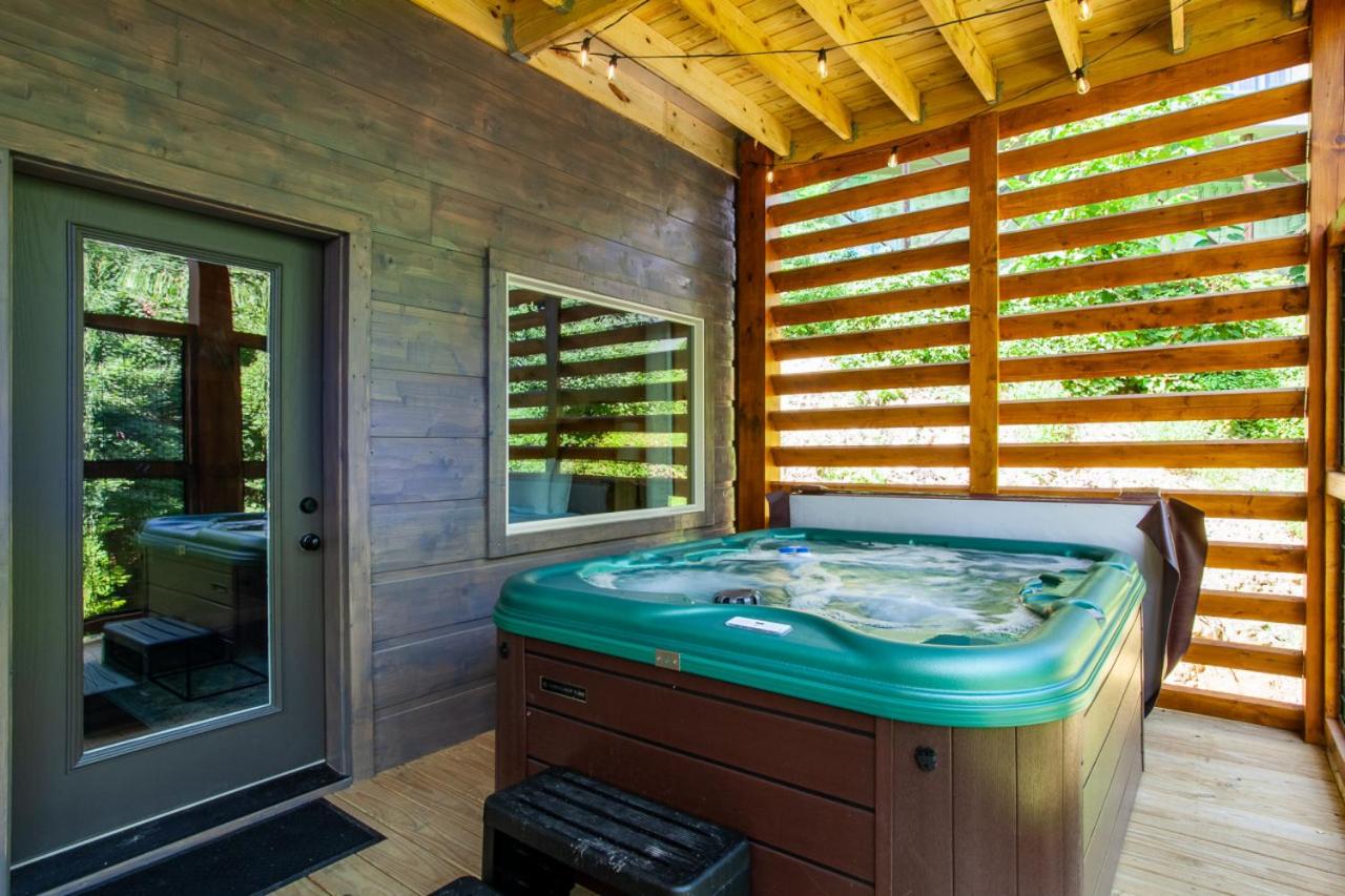 The Sundrop Hot Tub Game Room Community Pools