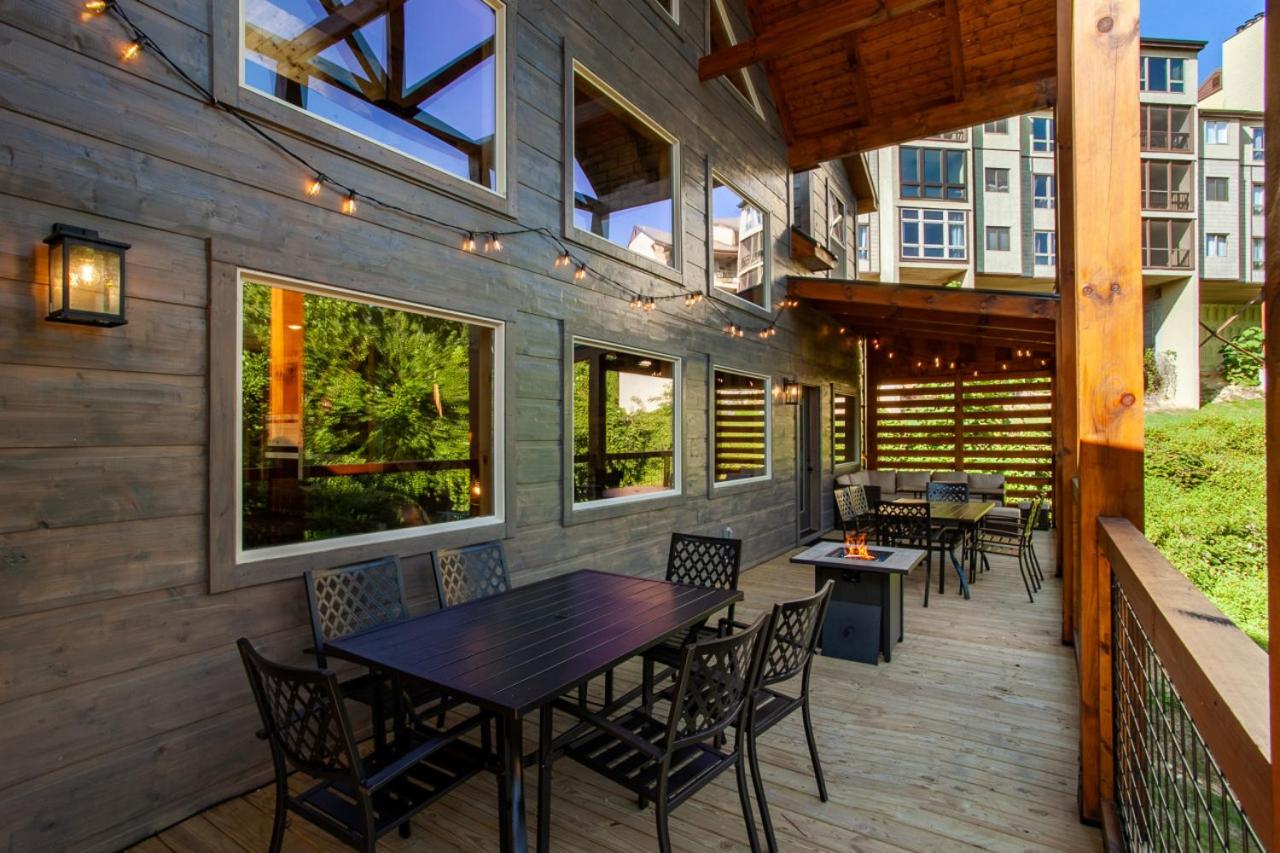 The Sundrop Hot Tub Game Room Community Pools