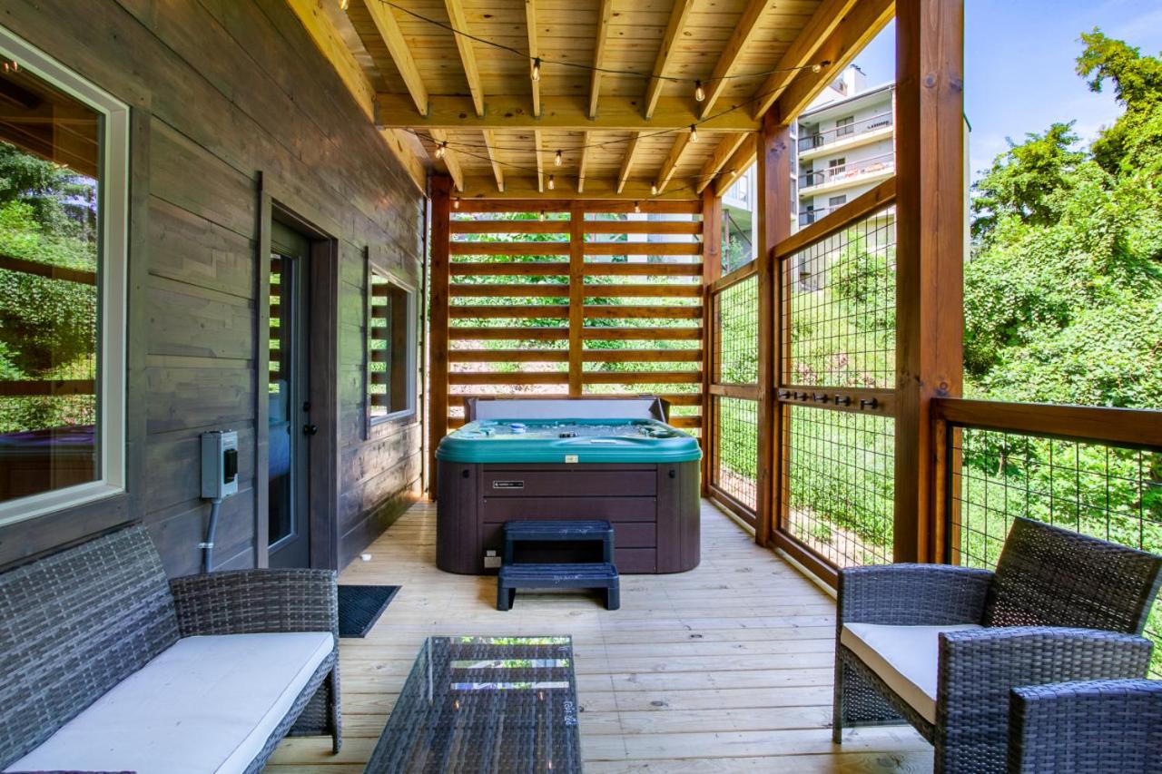 The Sundrop Hot Tub Game Room Community Pools