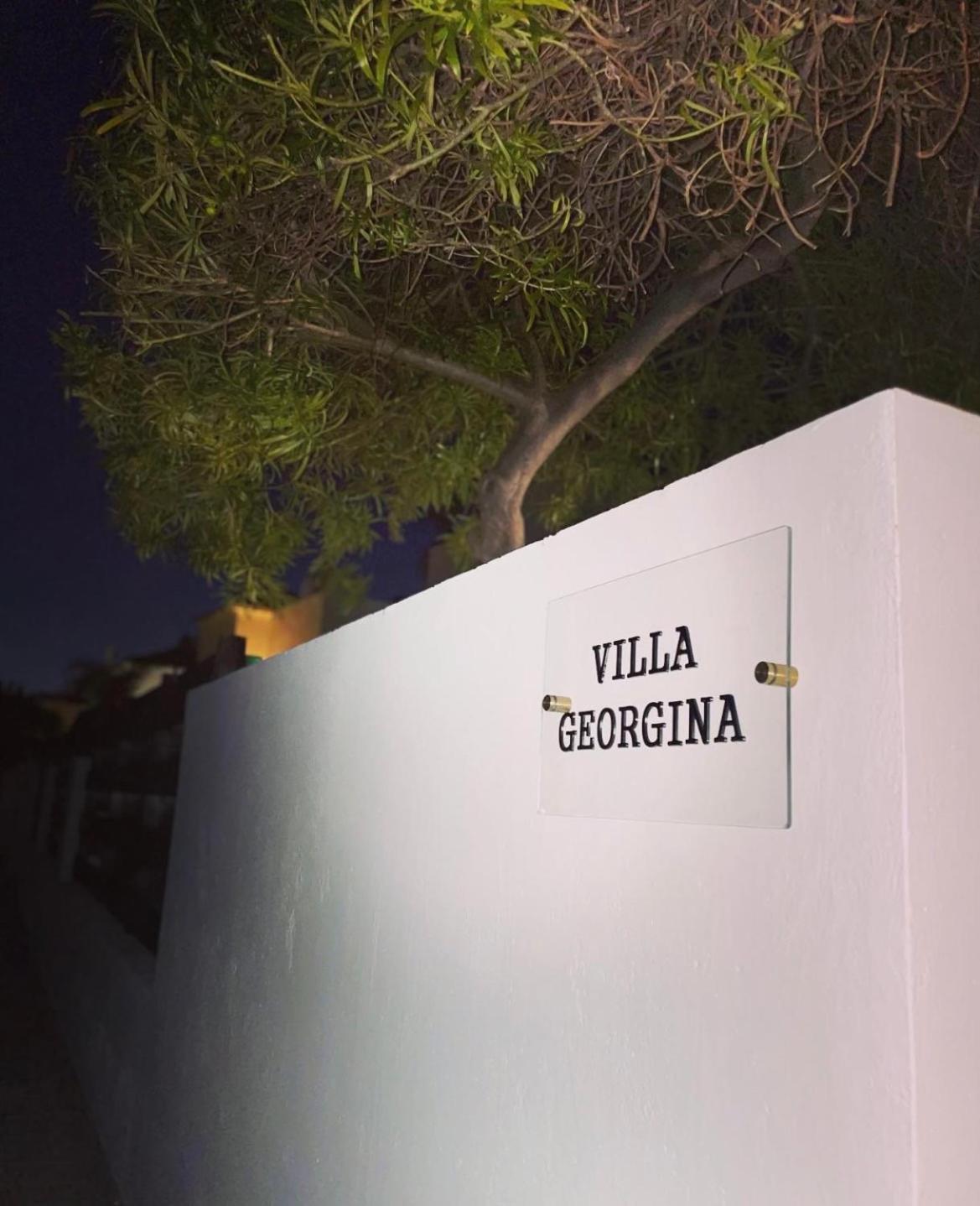 Villa Georgina & Villa Marianda Coral Bay