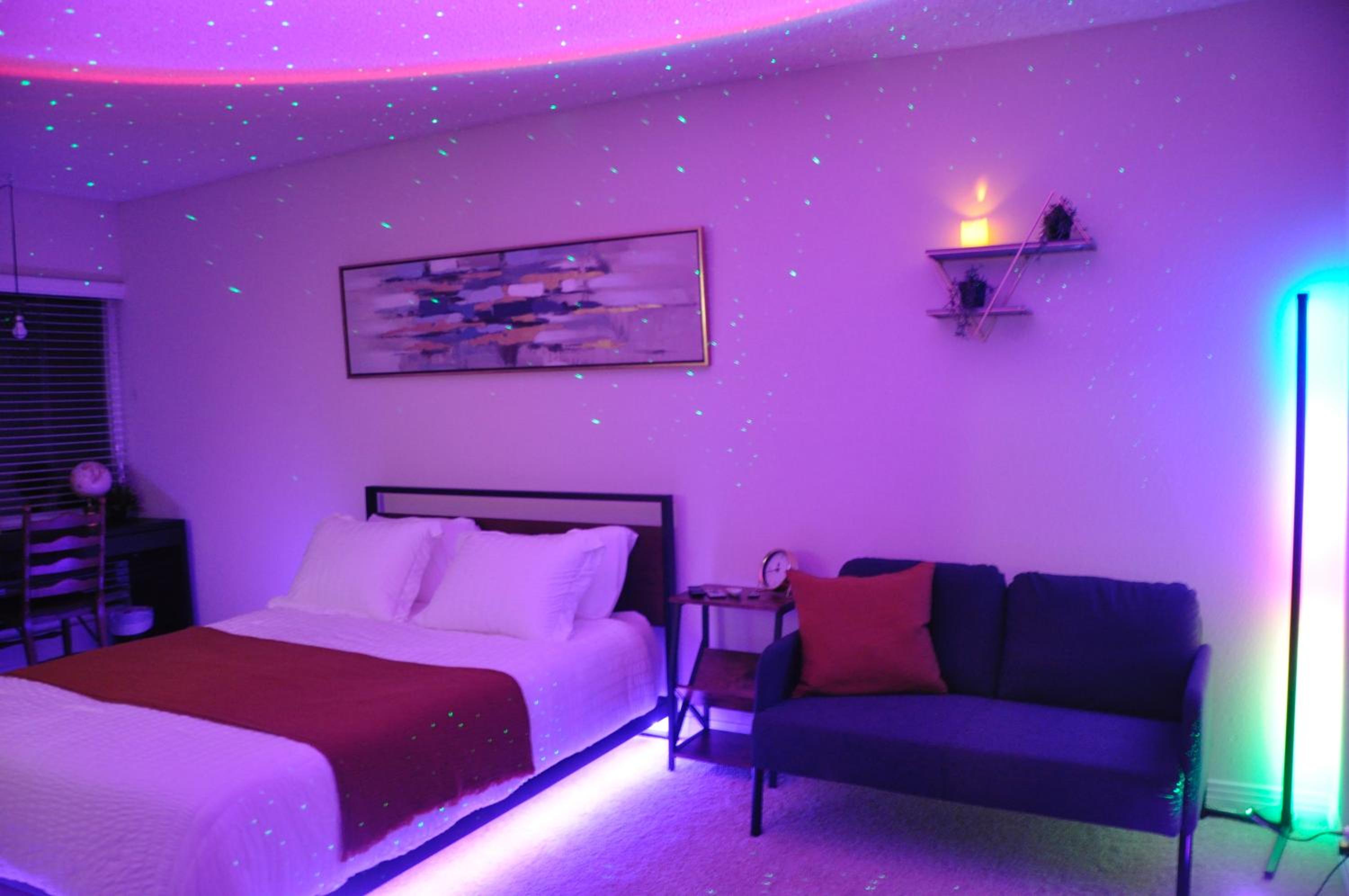 Private Room & Bathroom in Shared Oceanfront Home, Marina del Rey