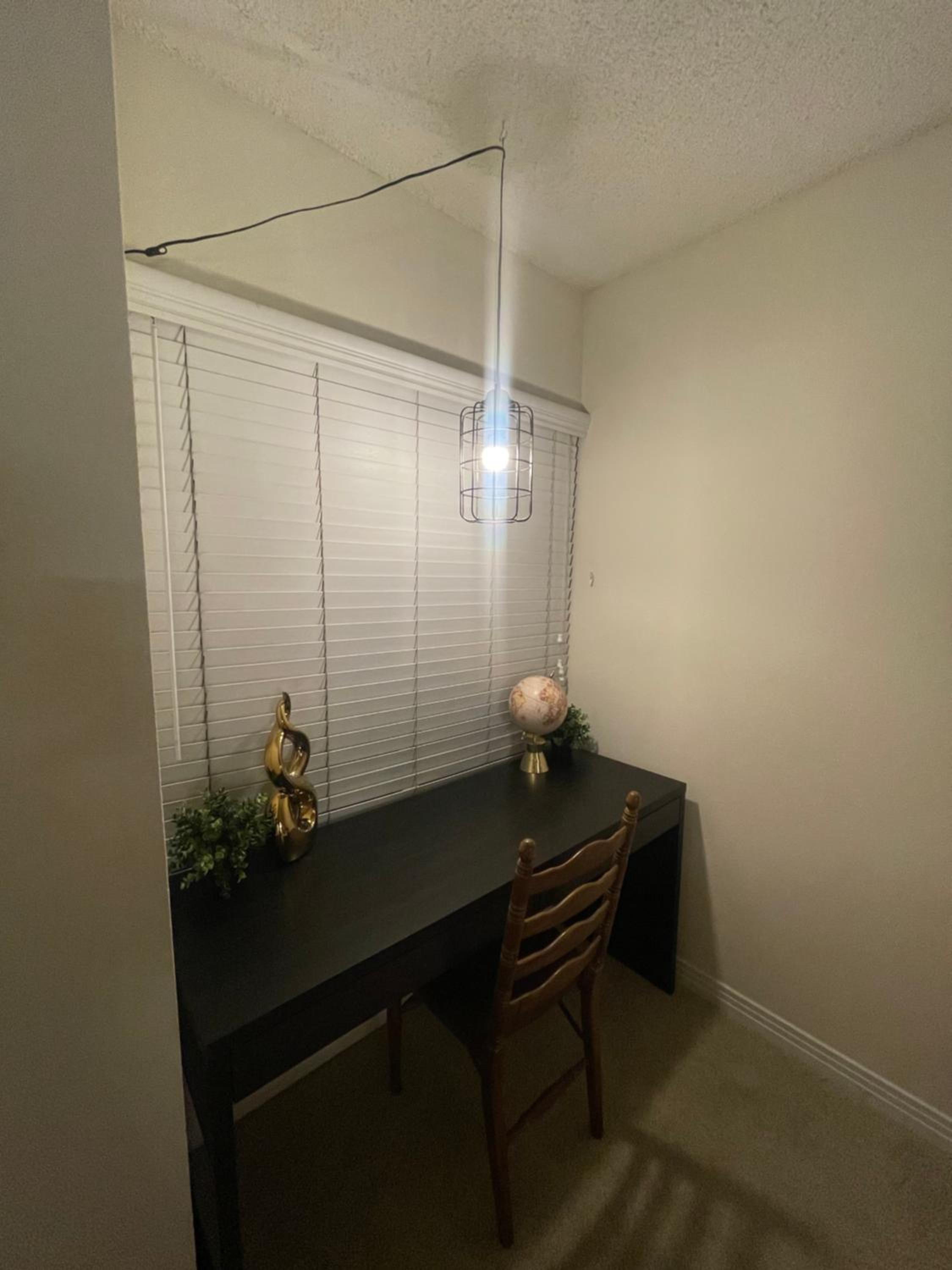 Private Room & Bathroom in Shared Oceanfront Home, Marina del Rey