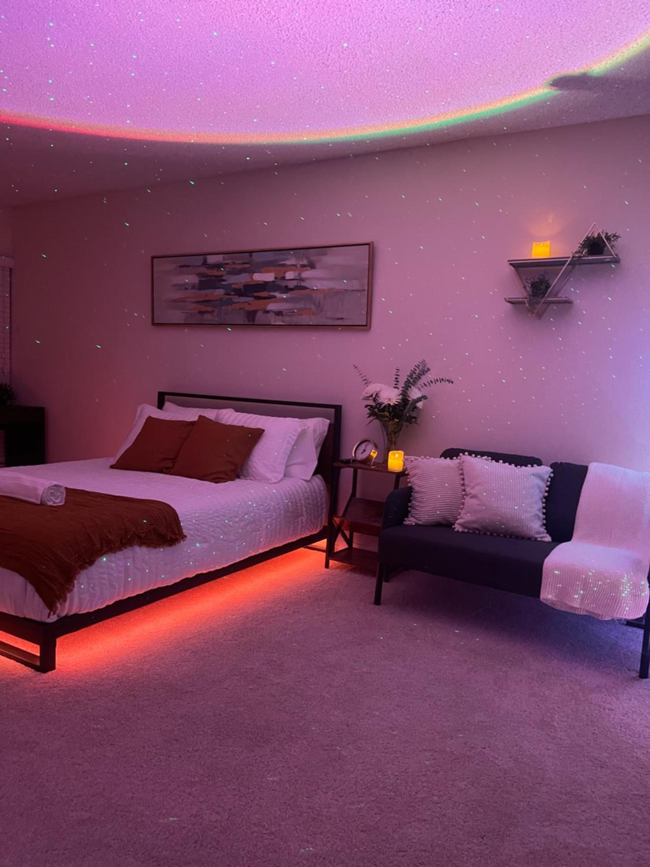 Private Room & Bathroom in Shared Oceanfront Home, Marina del Rey