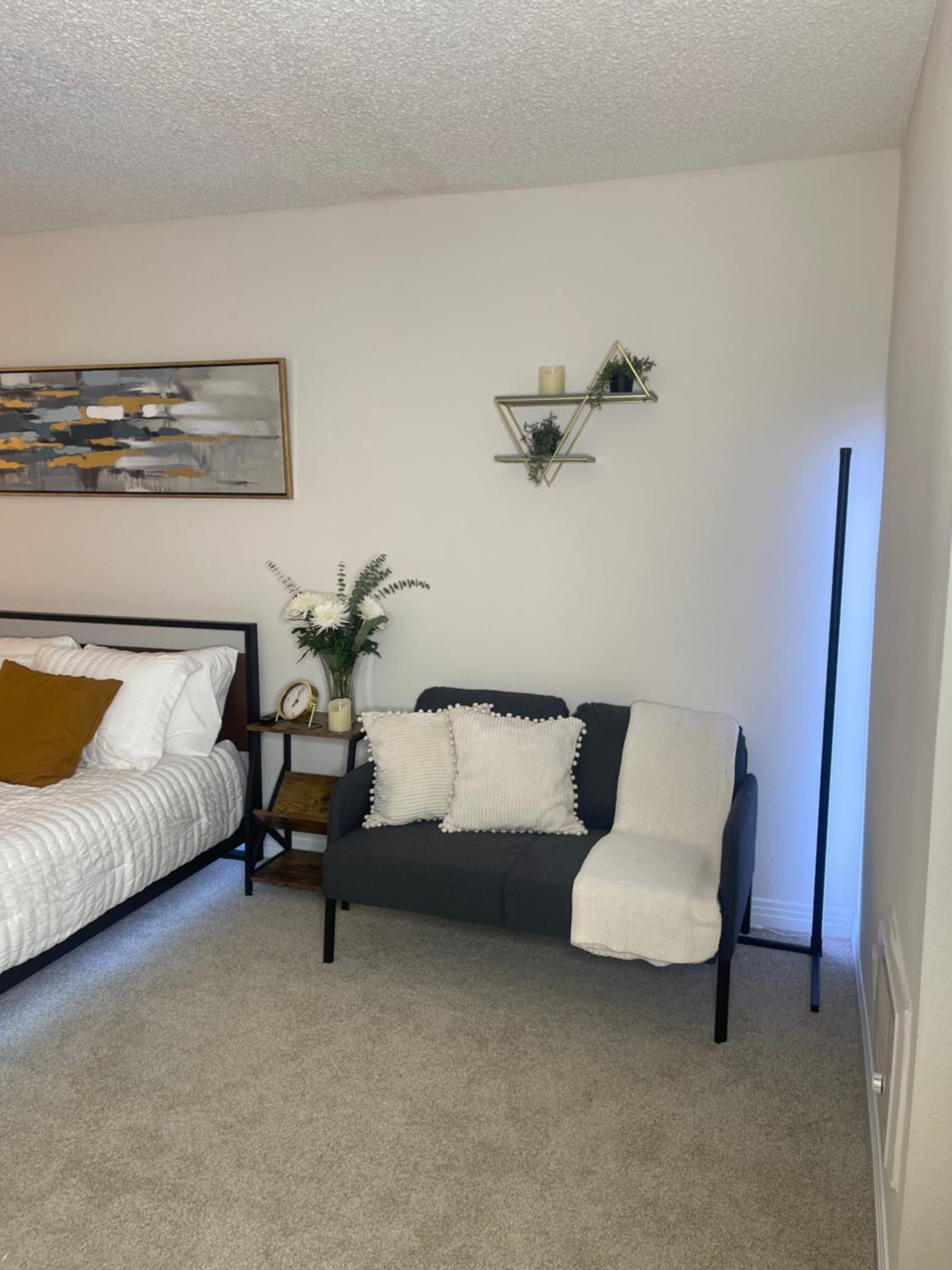 Private Room & Bathroom in Shared Oceanfront Home, Marina del Rey
