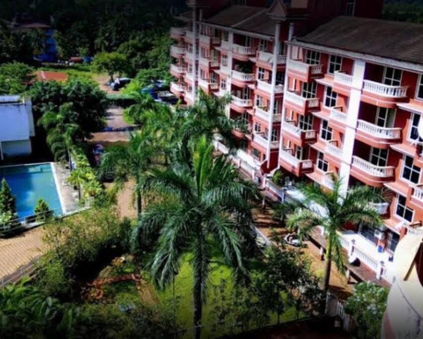 Luxury Apt near Palolem Beach, WFH with Forest view