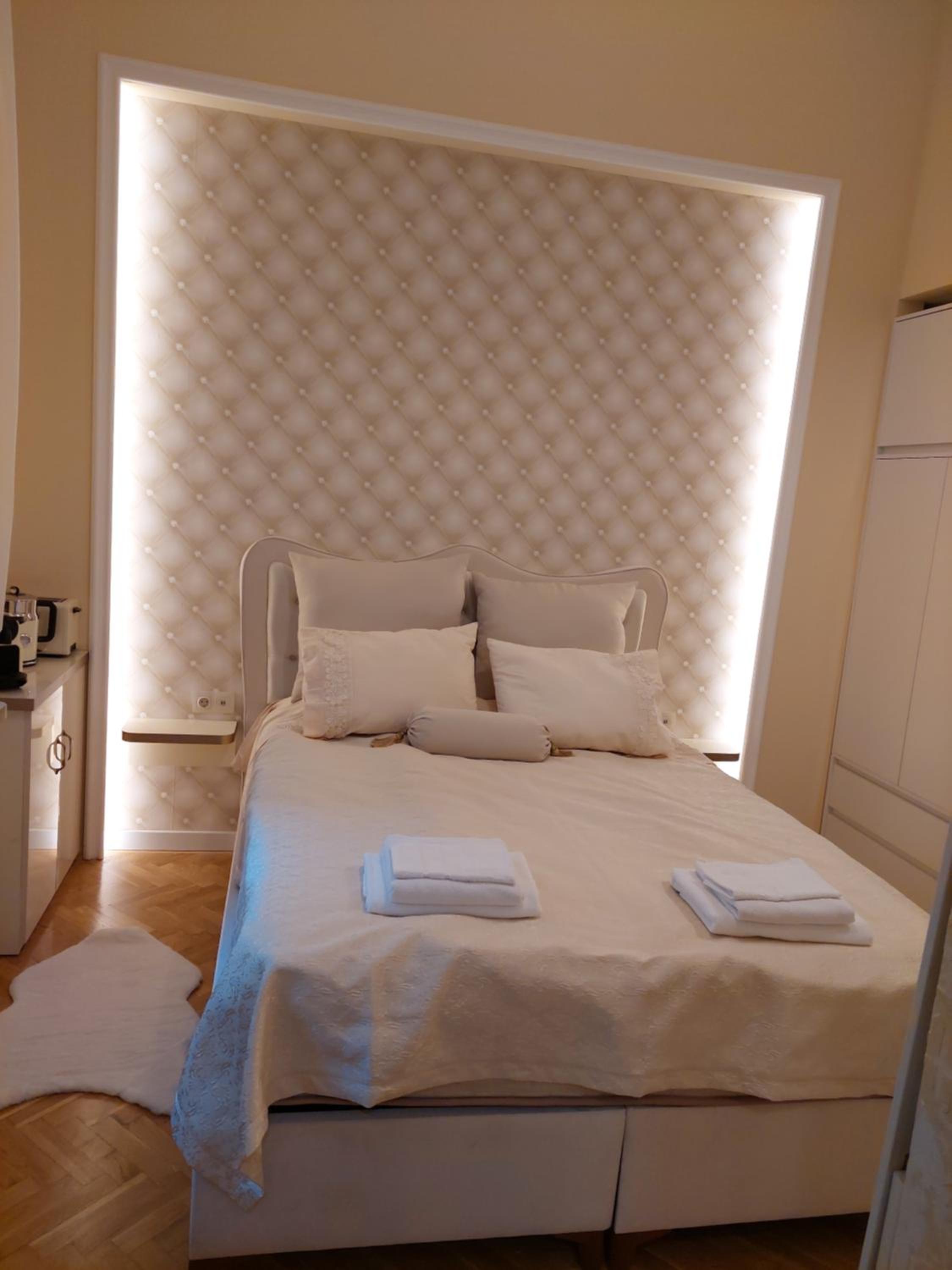 Zati Suite