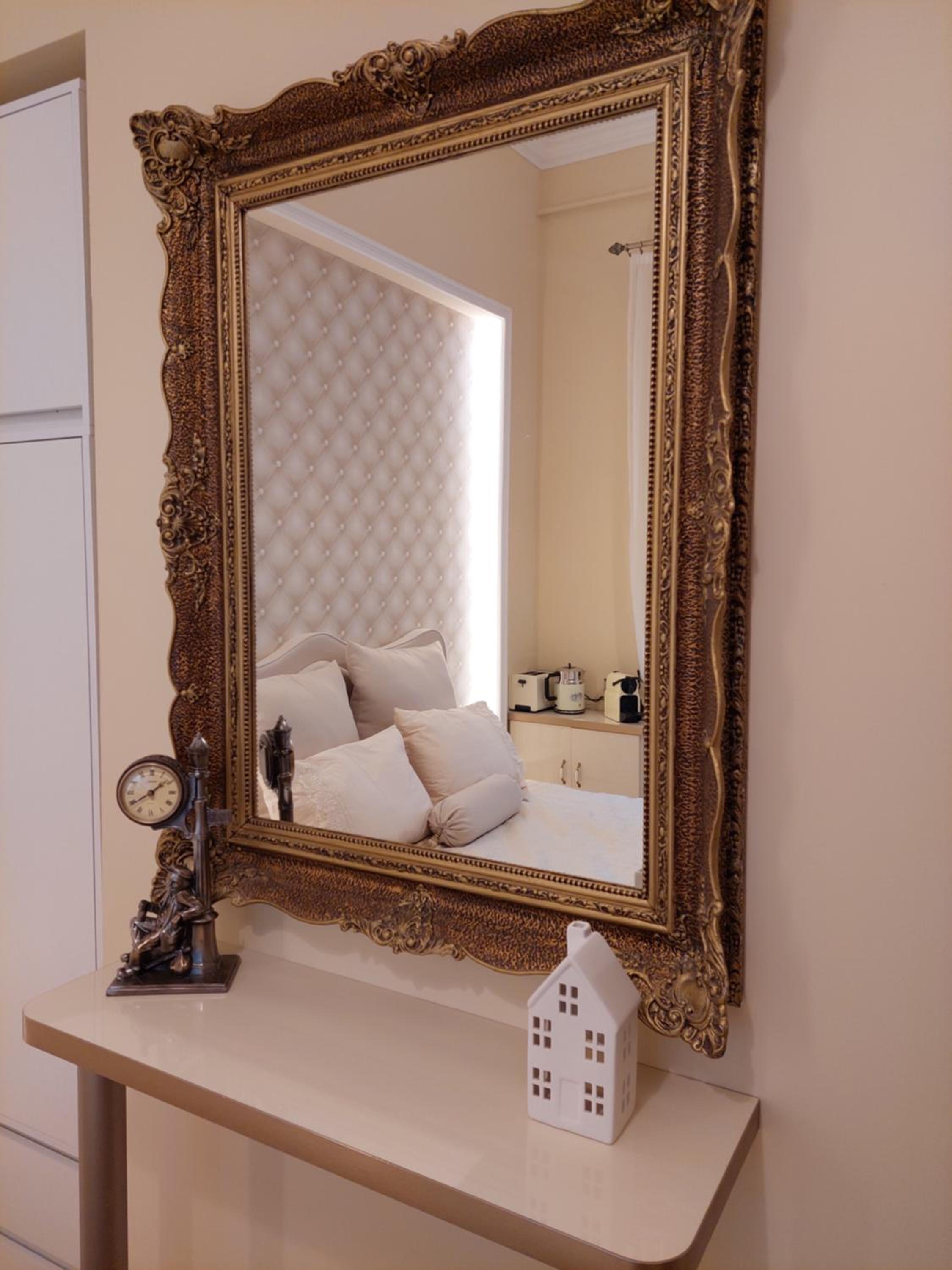 Zati Suite