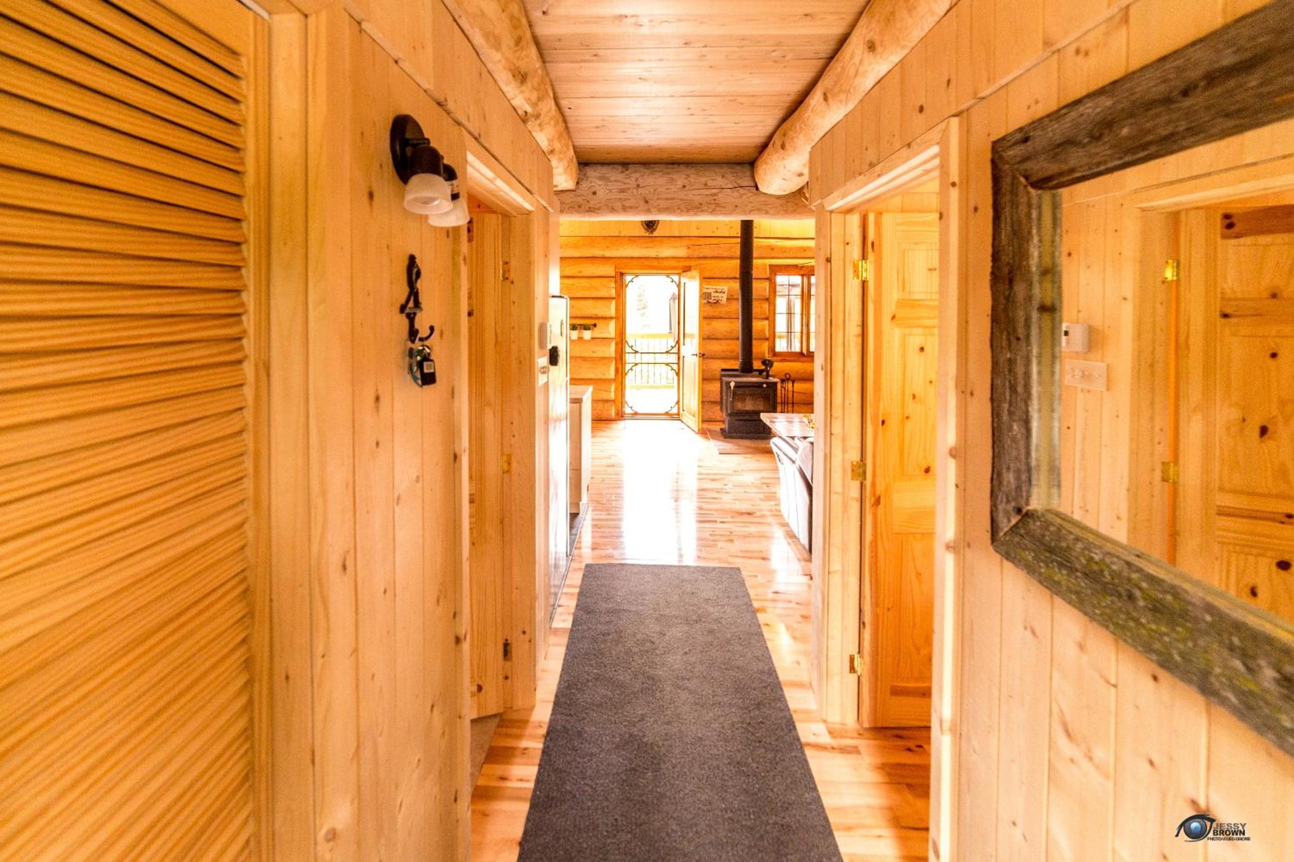 Chalet bois rond aux paysages uniques avec Spa !