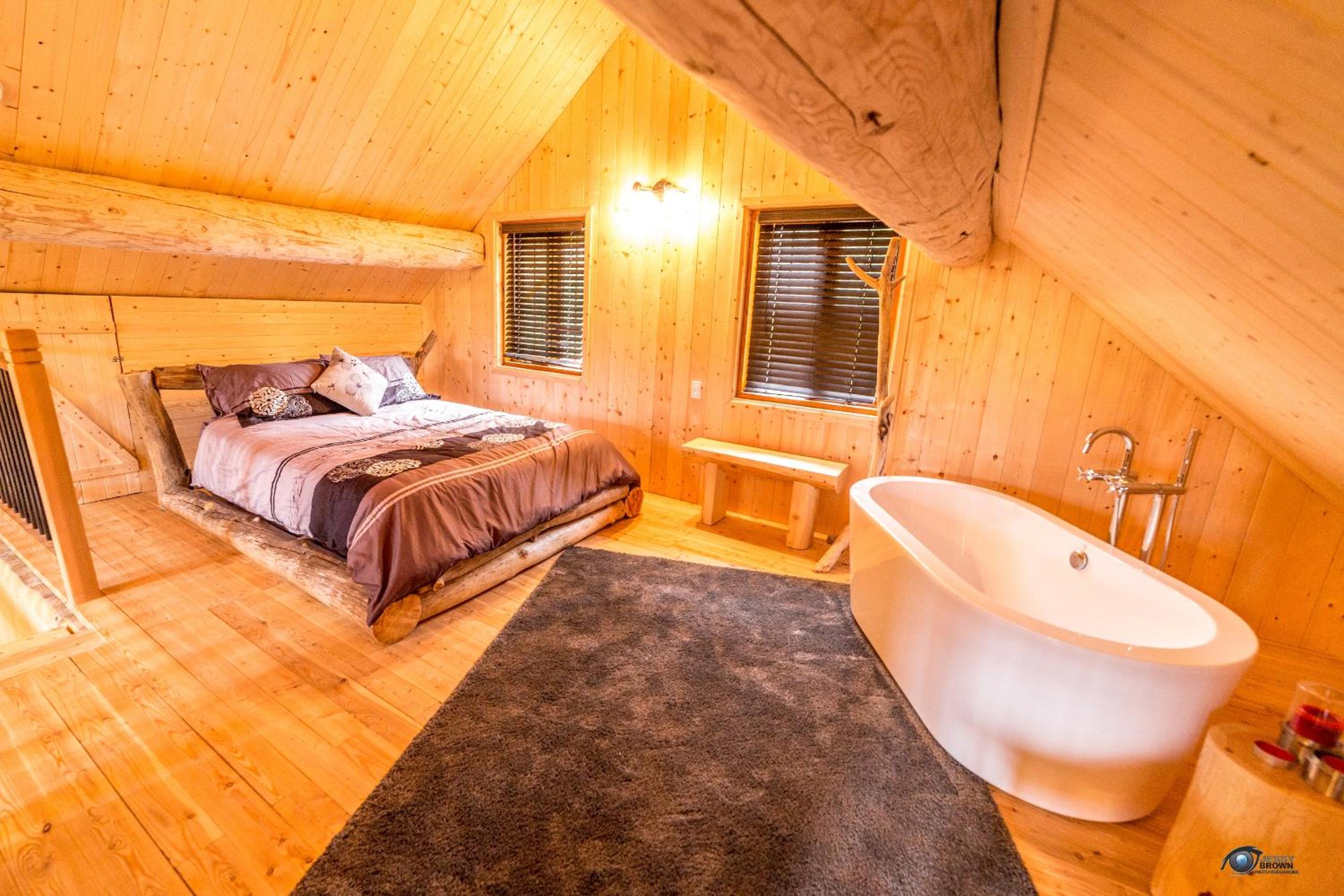 Chalet bois rond aux paysages uniques avec Spa !