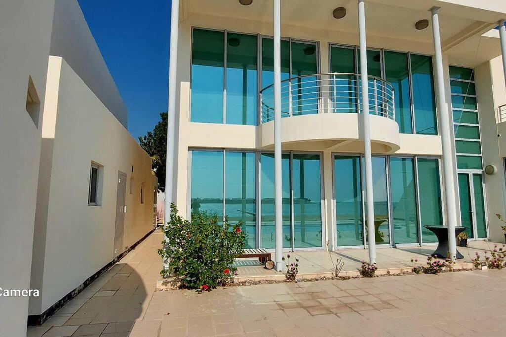 Family friendly house in Bahrian