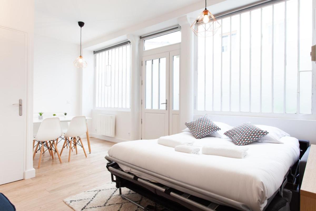 Luminous Appt And Design Close To The Sacred Heart