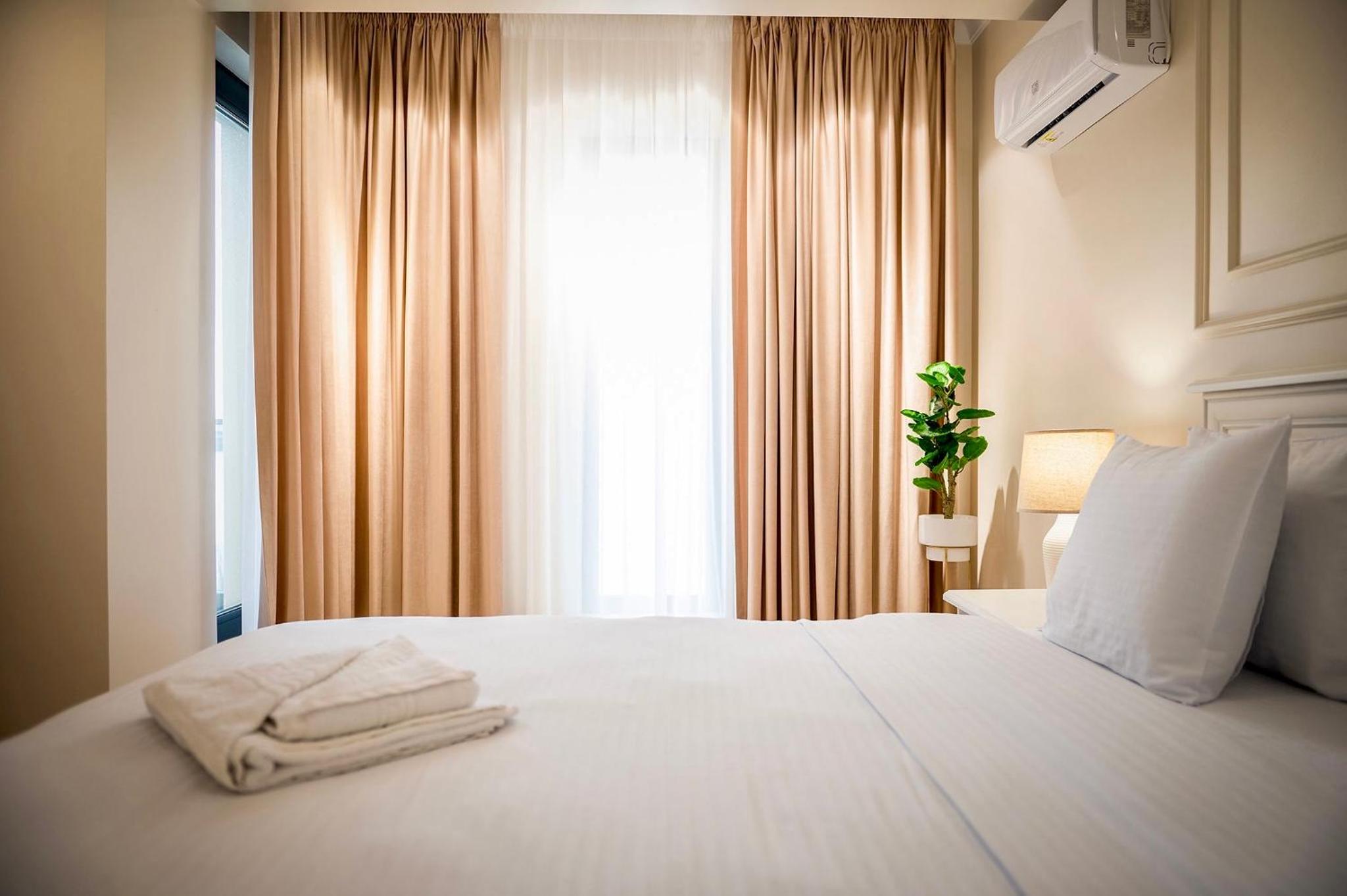 Apartament Zafi Lakeview by Sunny Mamaia view 4