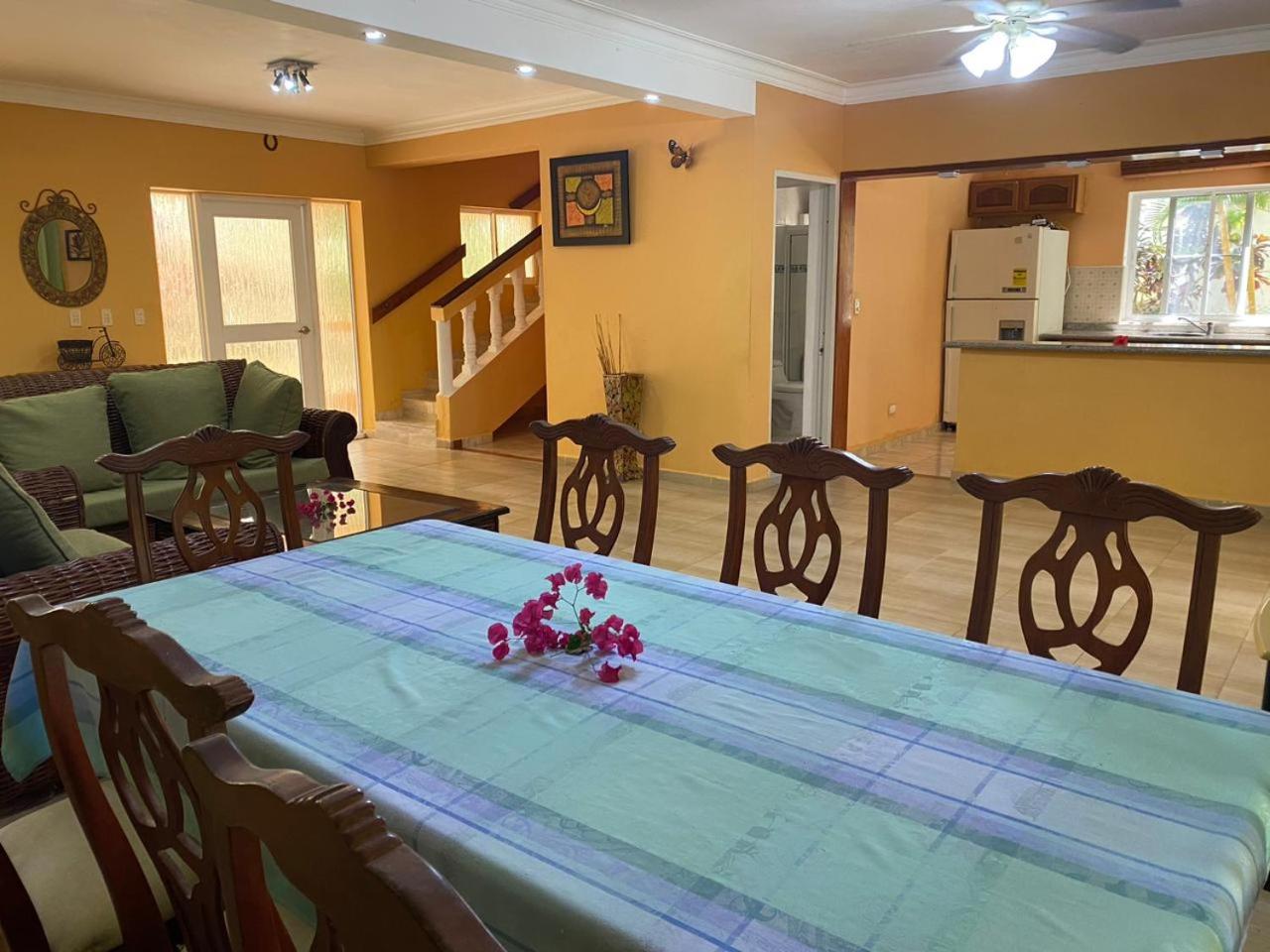 4 bedroom villa, security, private pool, ocean view