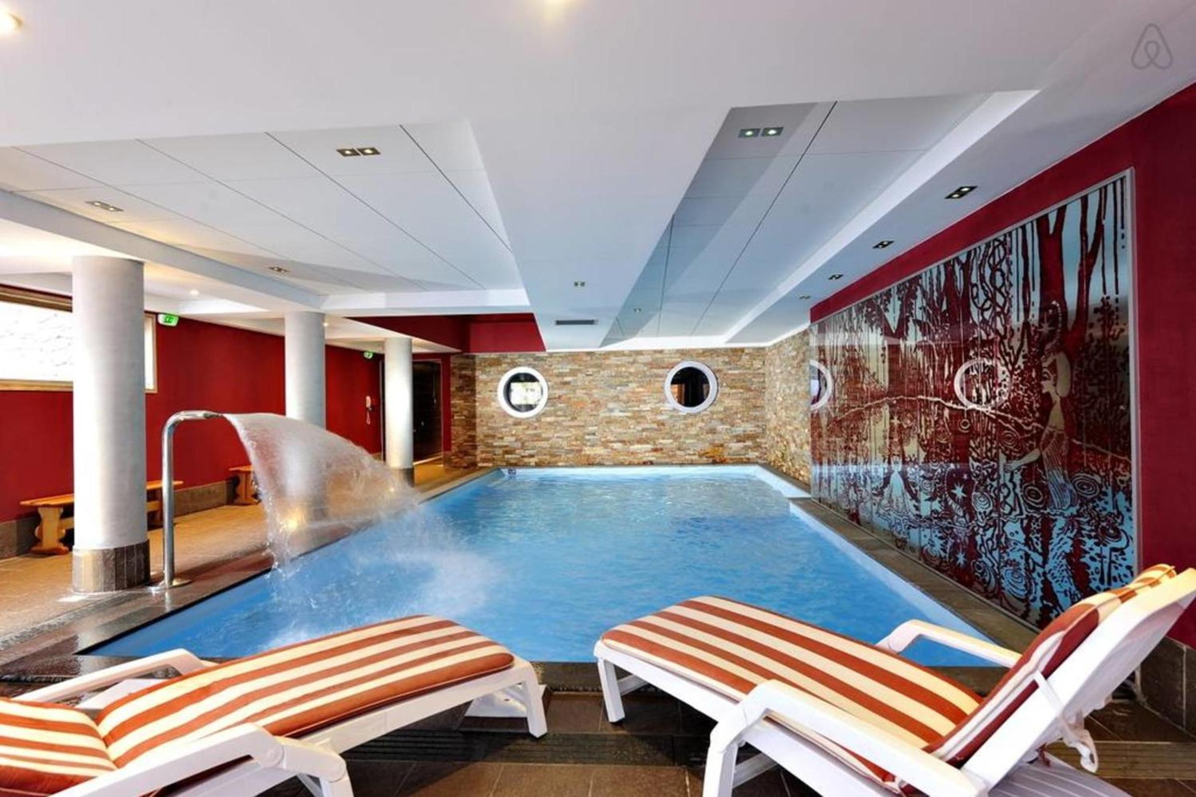 RisoulSki Antarès - Piscine et Sauna view 3