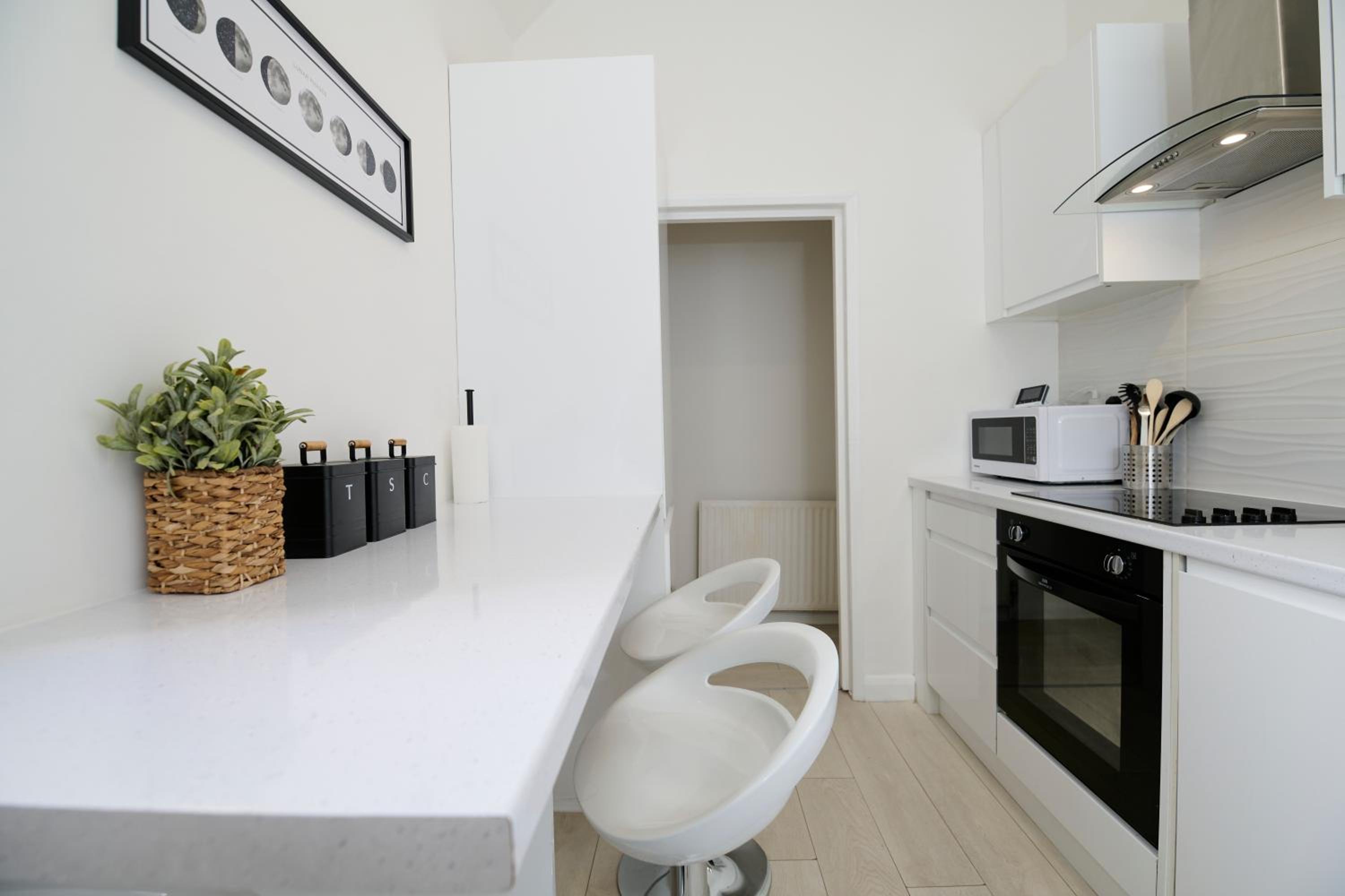 Fabulous 3 bed NW London apartment with private garden