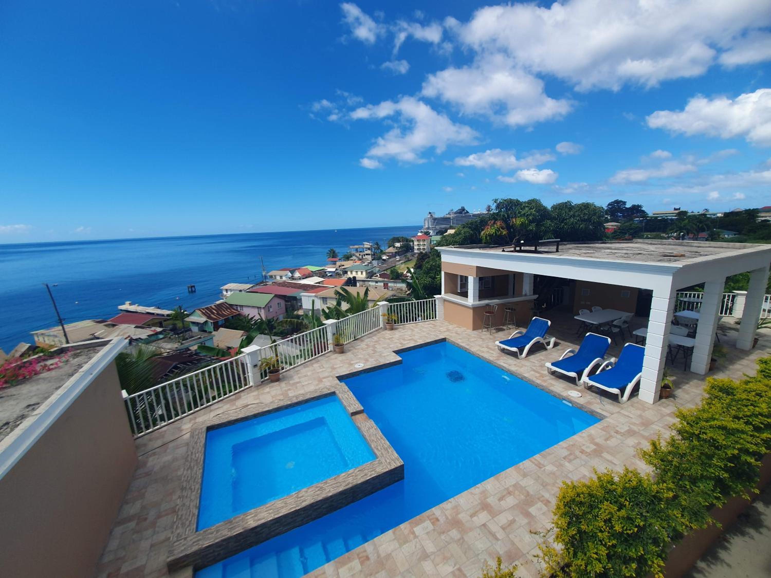 VIP Residence - Ocean & Pool view Lovely 2-Bedroom Apartment view 3