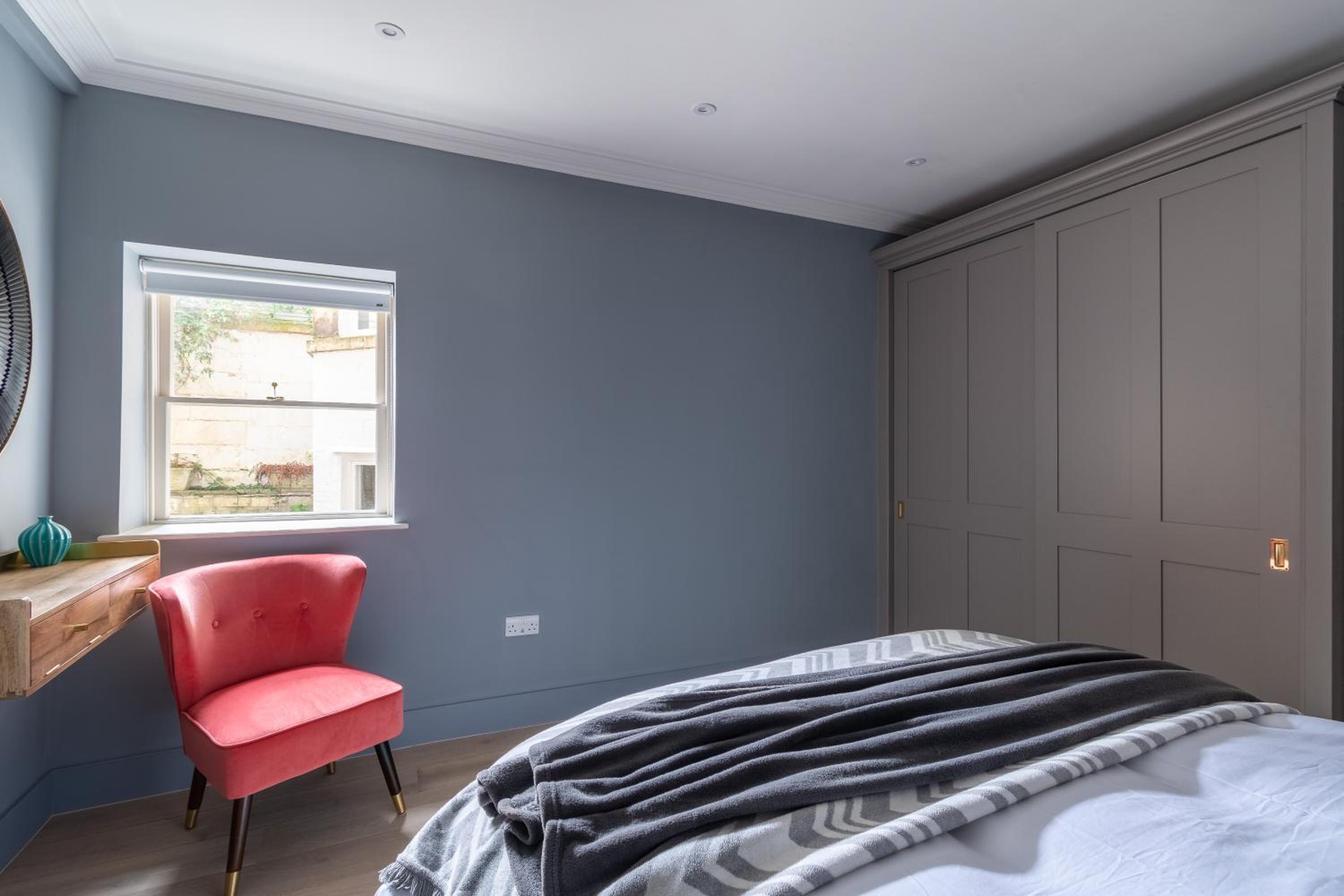 Russell House Suites