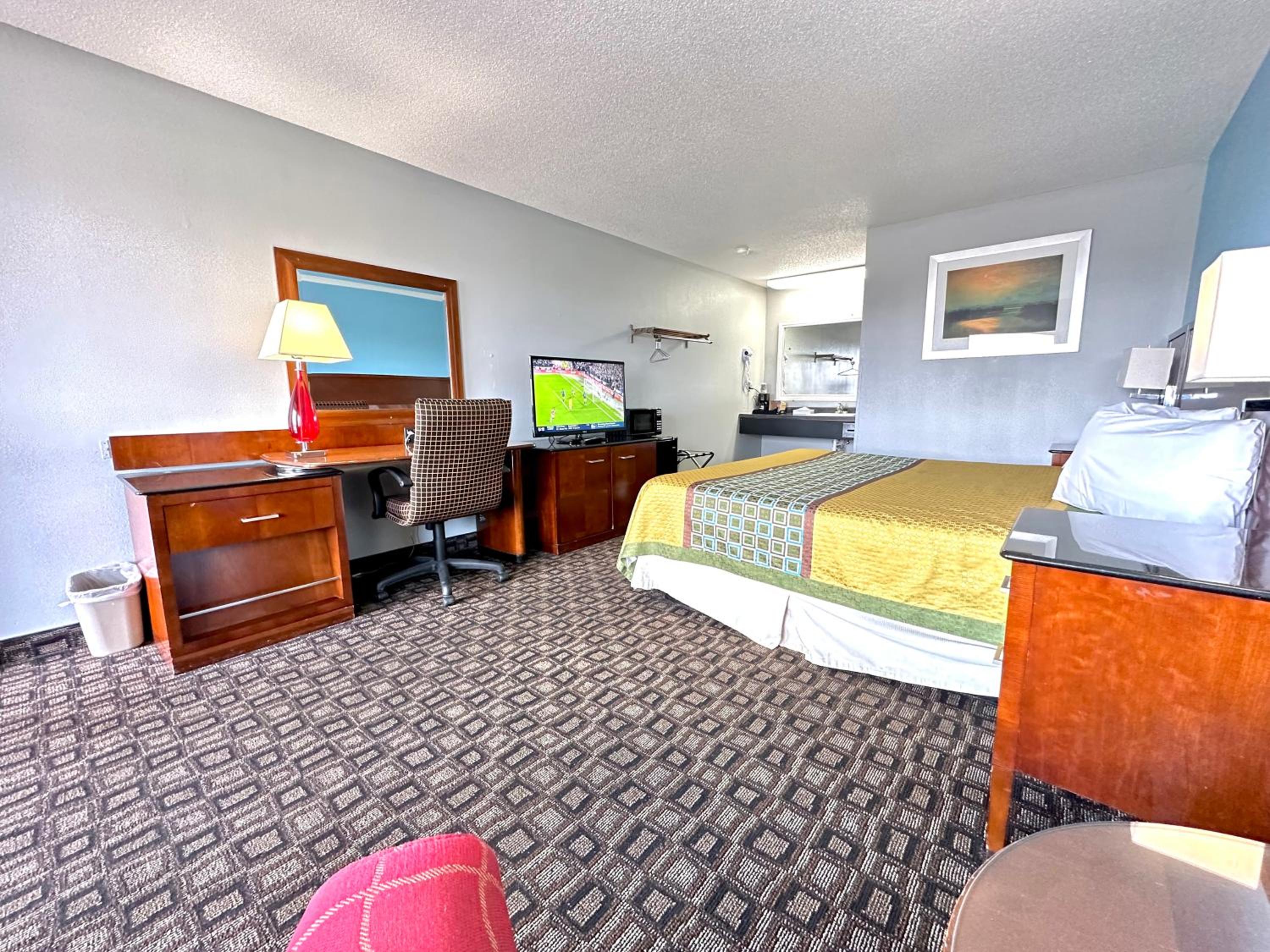 Lakes Inn