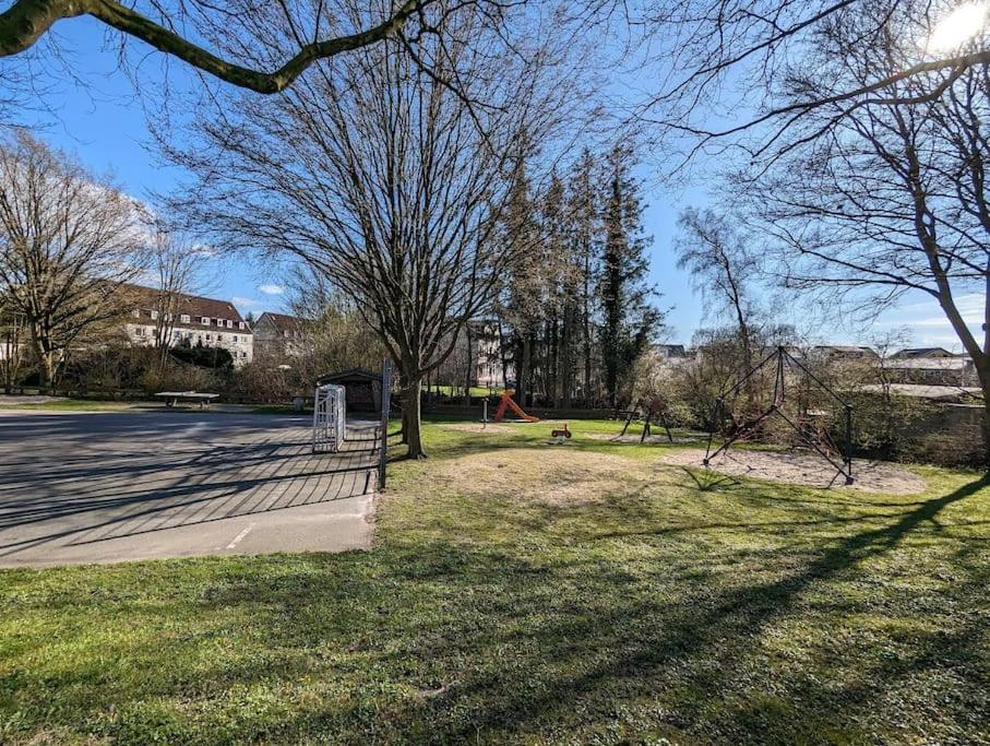 Gemütliche 2-Zi-Whg, Strandnähe, kostenloser Parkplatz, Schlüsselbox, 24/7 Selfcheckin