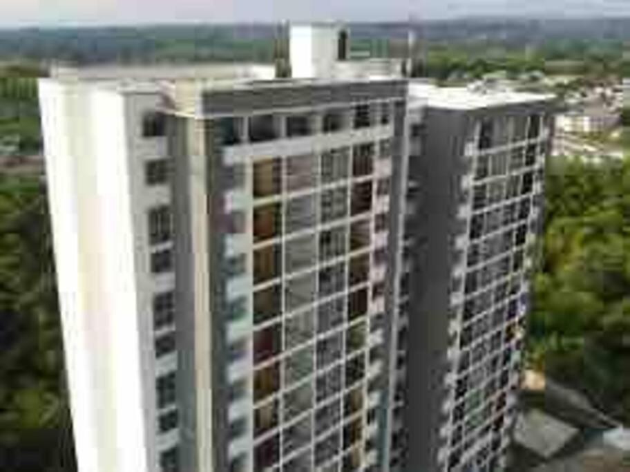 Apartamento amoblado en Armenia con parqueadero