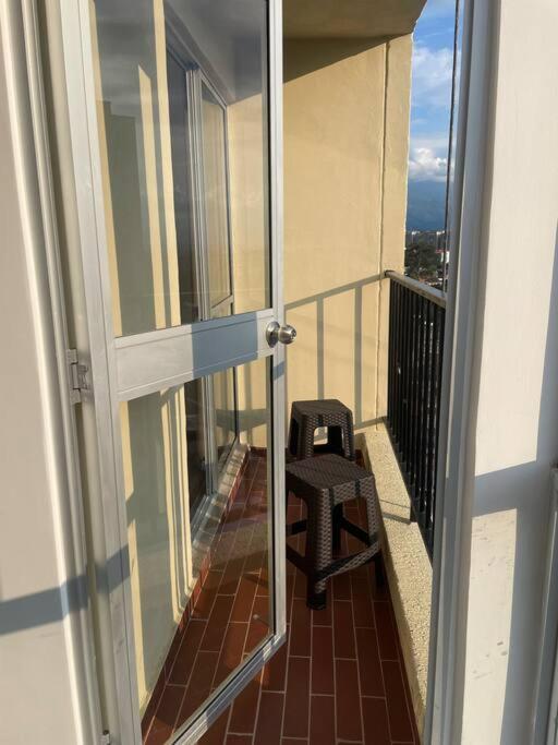 Apartamento amoblado en Armenia con parqueadero