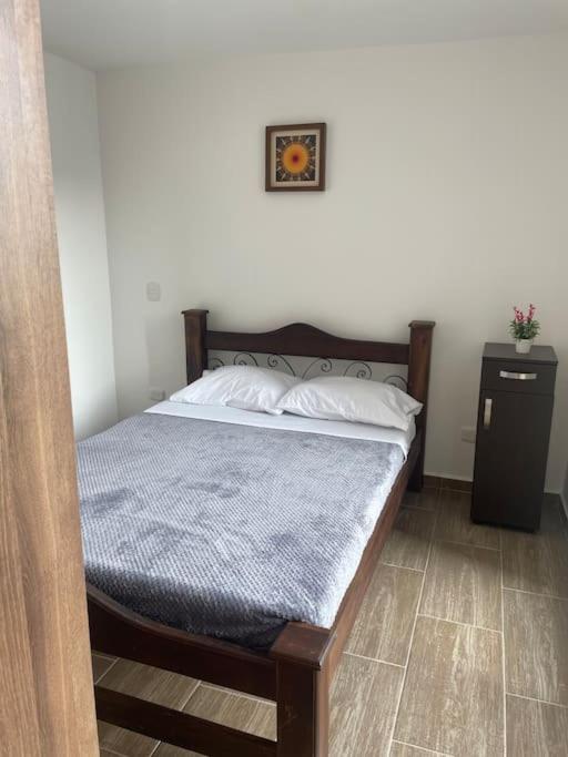Apartamento amoblado en Armenia con parqueadero