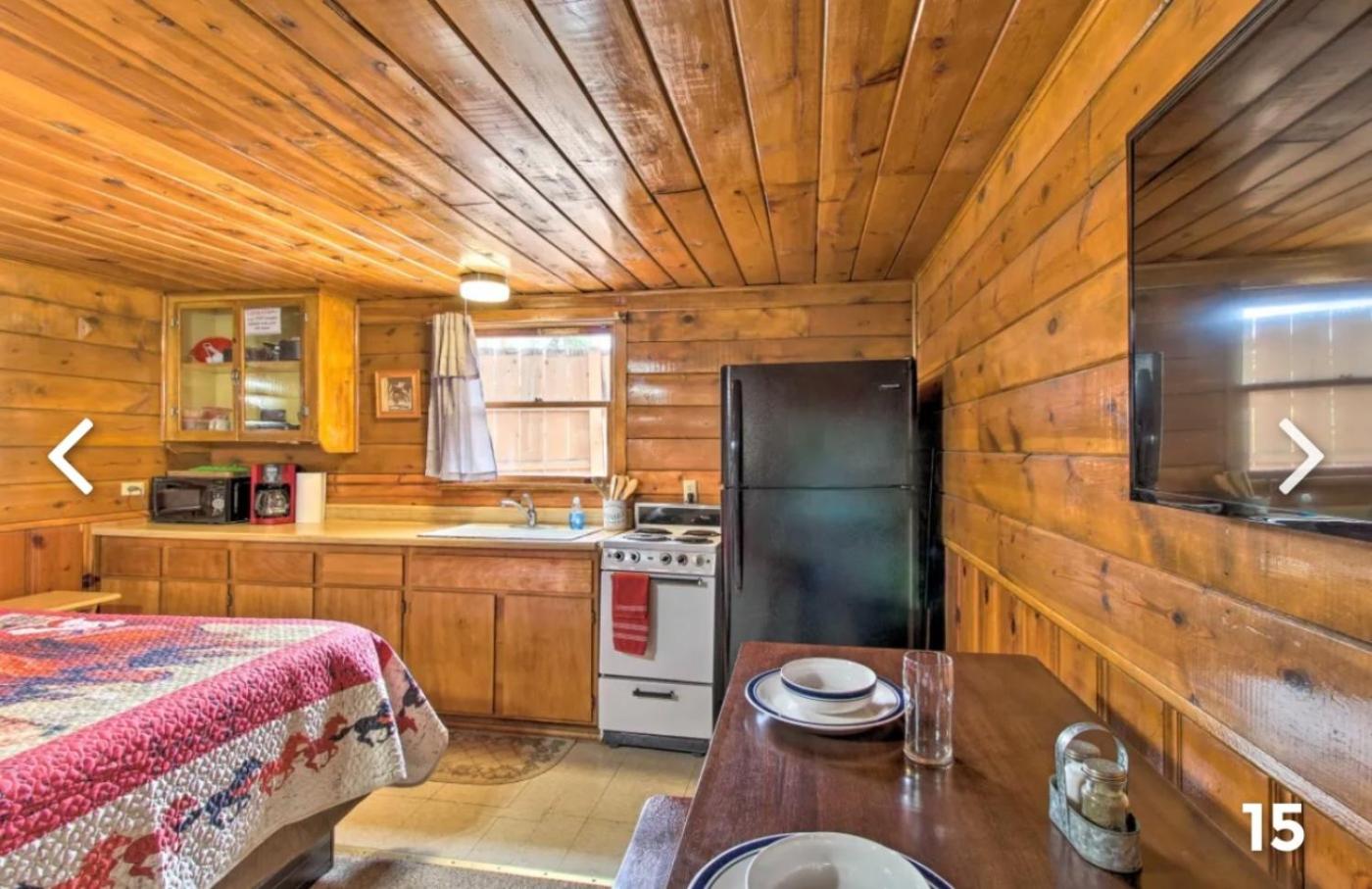 Hidden Rest Cabins and Resort