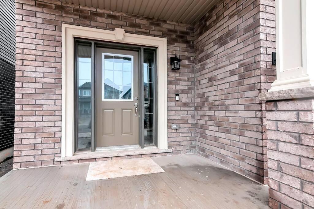 Treasure in Brant - 4 Bedroom Detached House