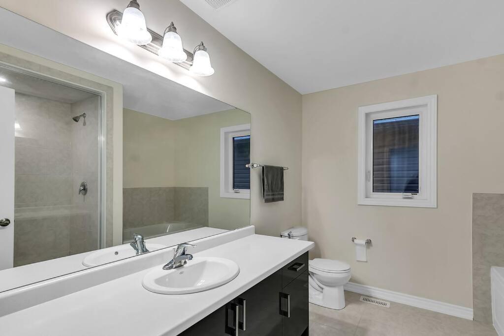 Treasure in Brant - 4 Bedroom Detached House