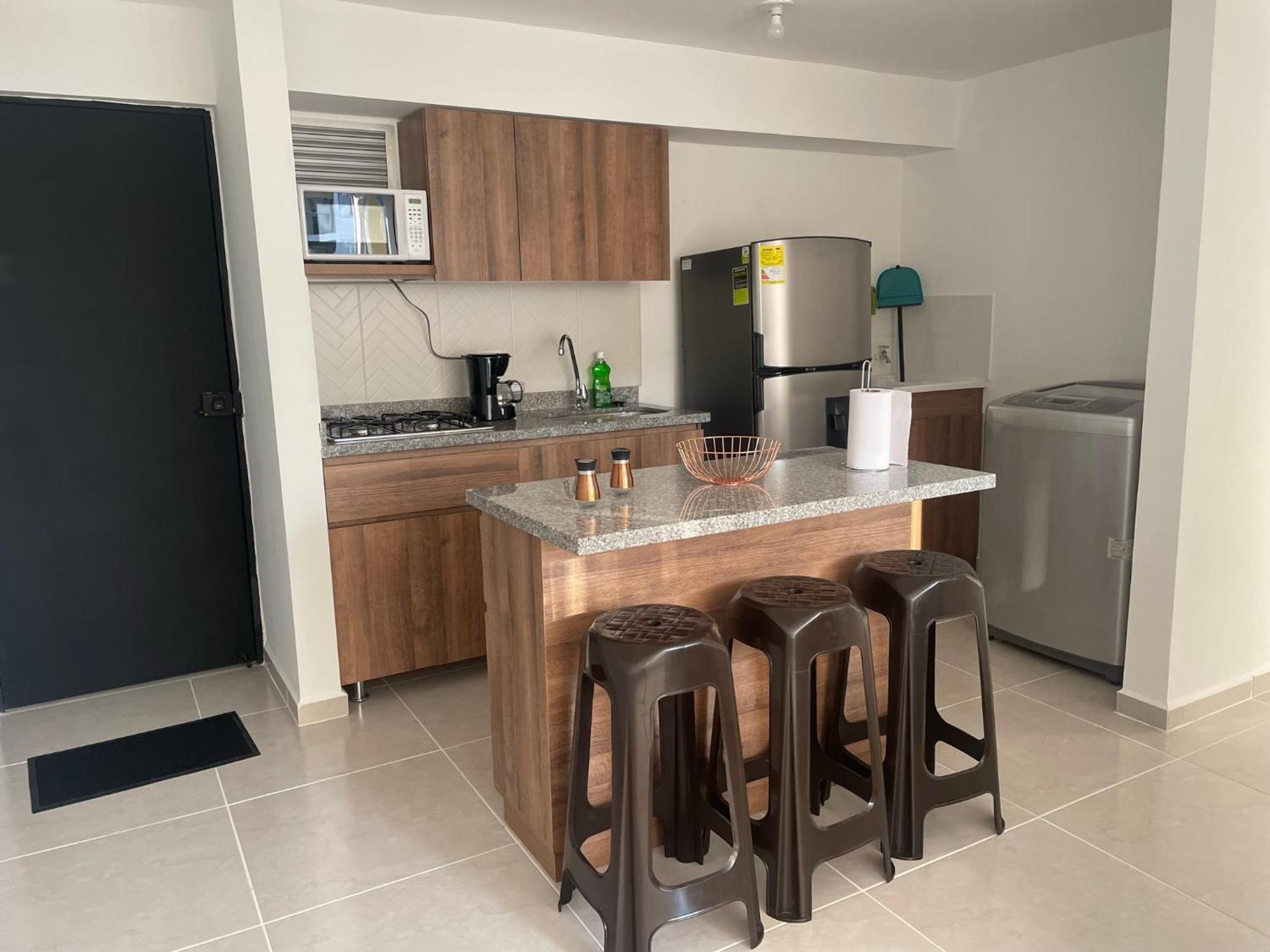 Apartamento amoblado en Armenia con parqueadero