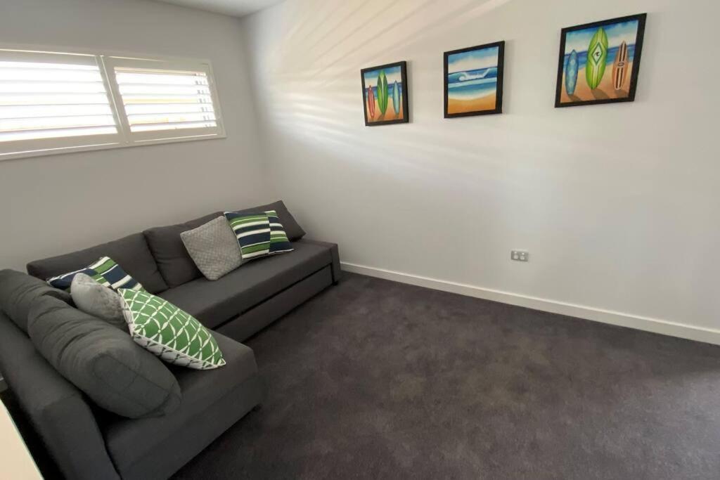 THE DECK HOUSE - Beautiful Busselton Beachfront