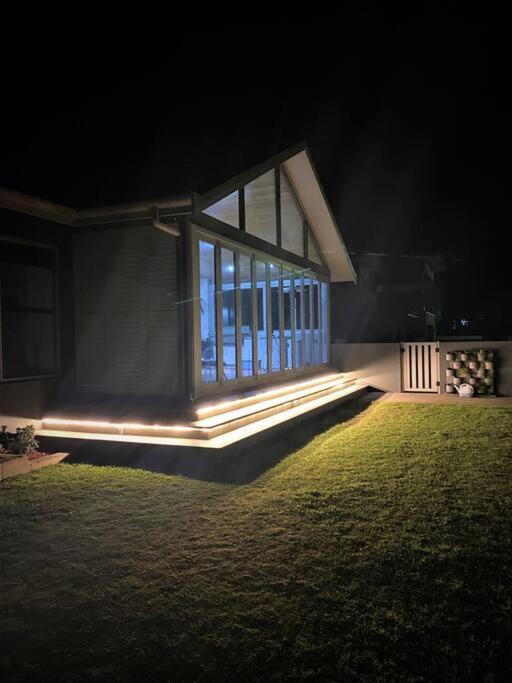 THE DECK HOUSE - Beautiful Busselton Beachfront