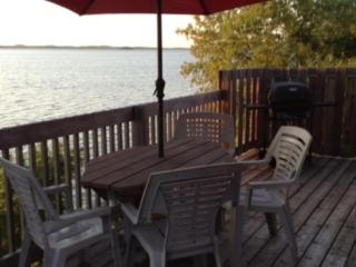 Sandy Shore Cottages Luxury Resort on Rice Lake