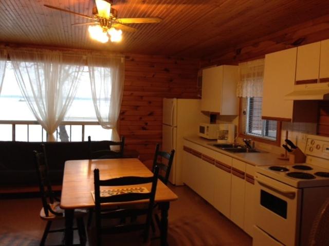 Sandy Shore Cottages Luxury Resort on Rice Lake