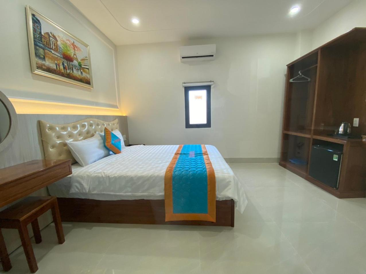 KHÁCH SẠN Biển Xanh